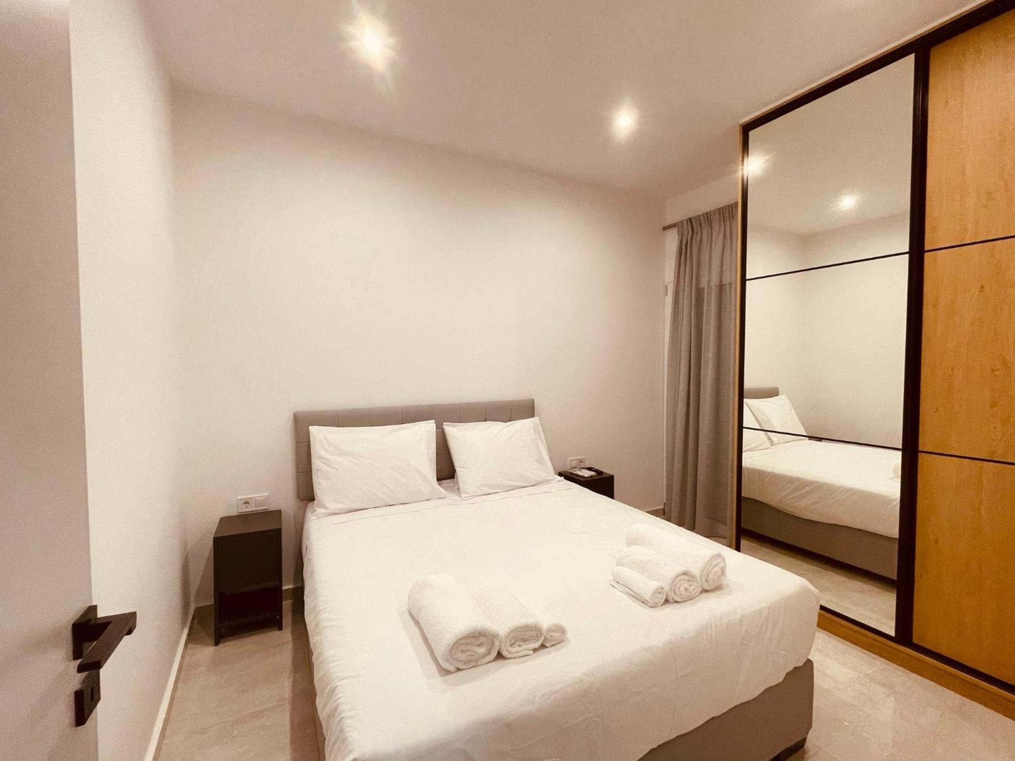 Your Place !! - 102 Apartment *