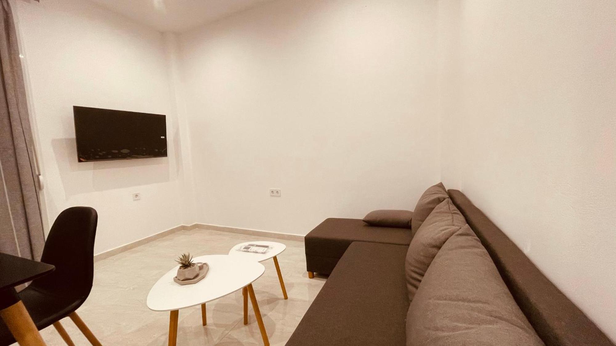 Apartment Your Place !! - 101