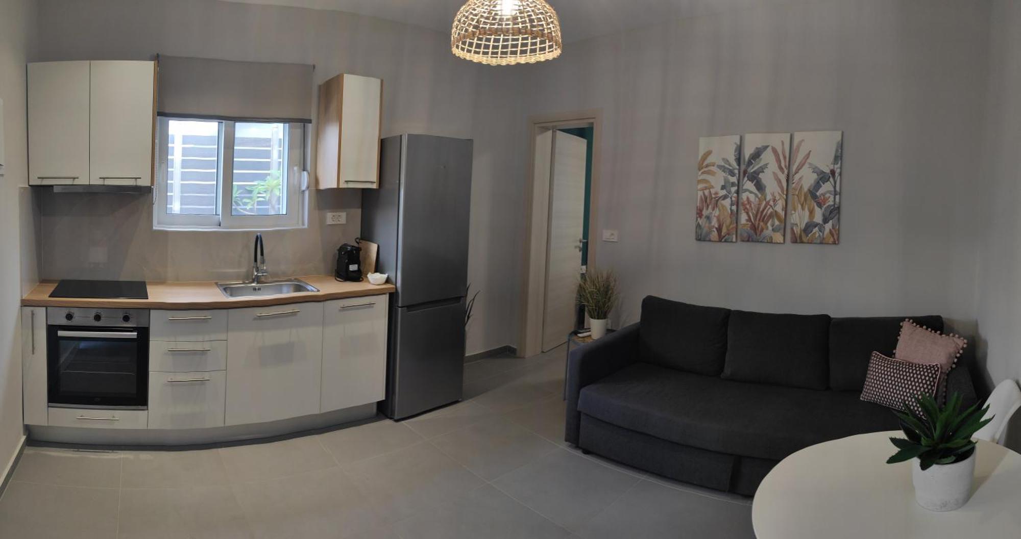 Fanouris Luxury Apartment *