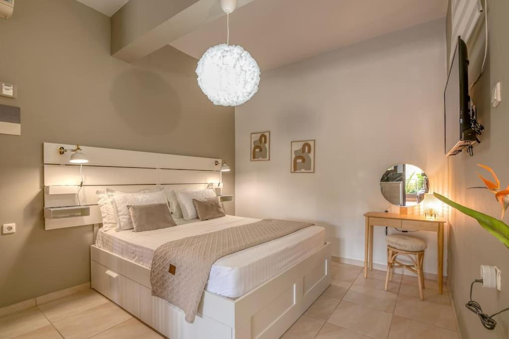 Modern 2 With A Yard Chania (Crete)