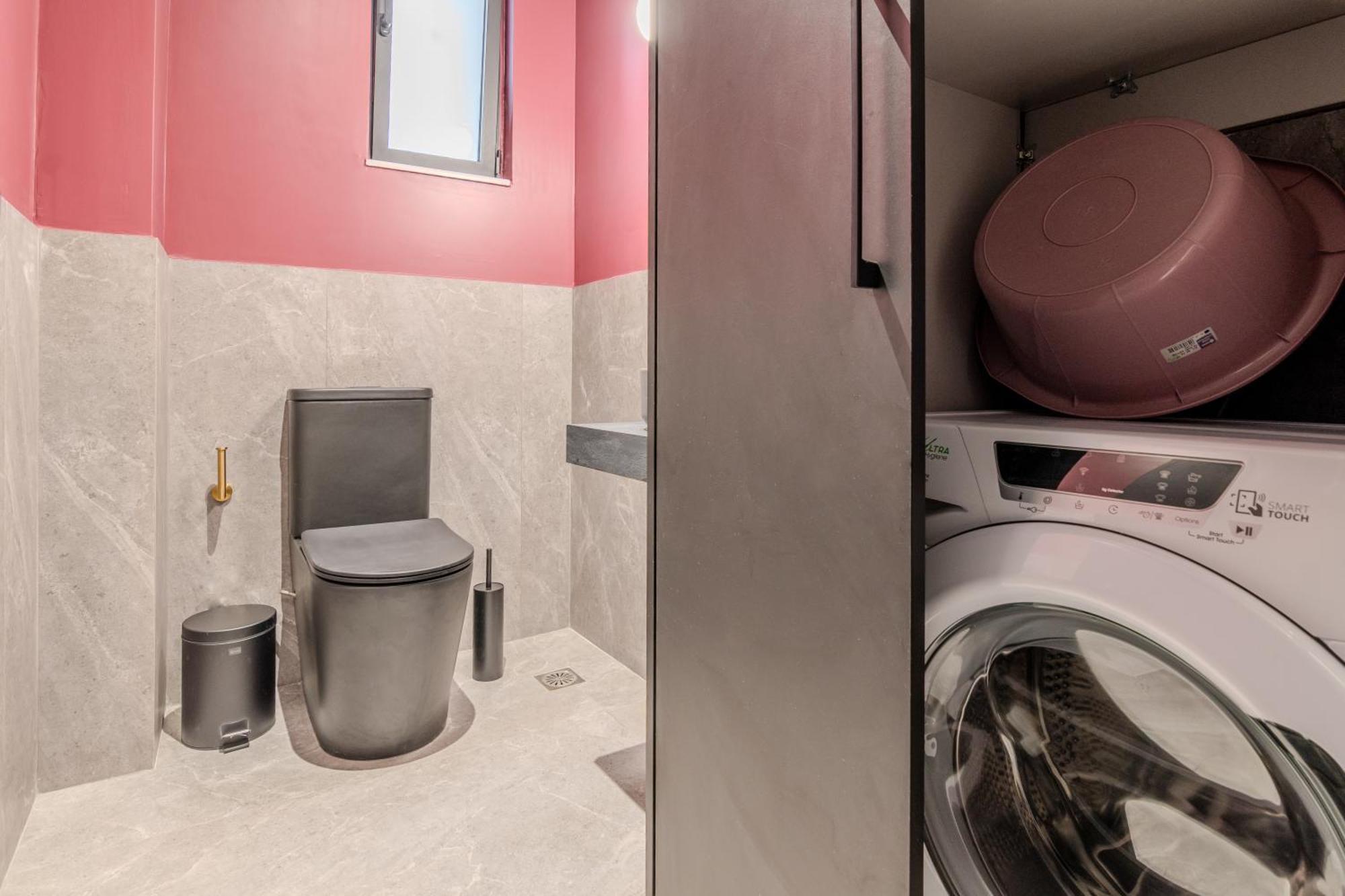 Apartment Mos Luxury Suits 
