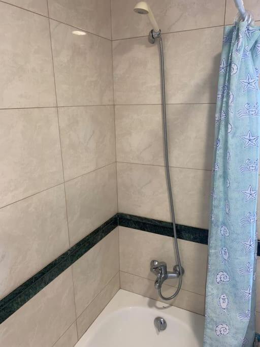 Elias 1-bedroom On The With Pool *