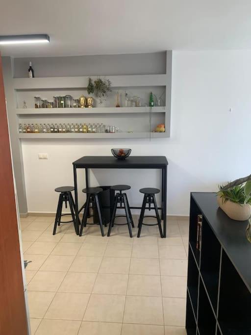Elias 1-bedroom On The With Pool Apartment *