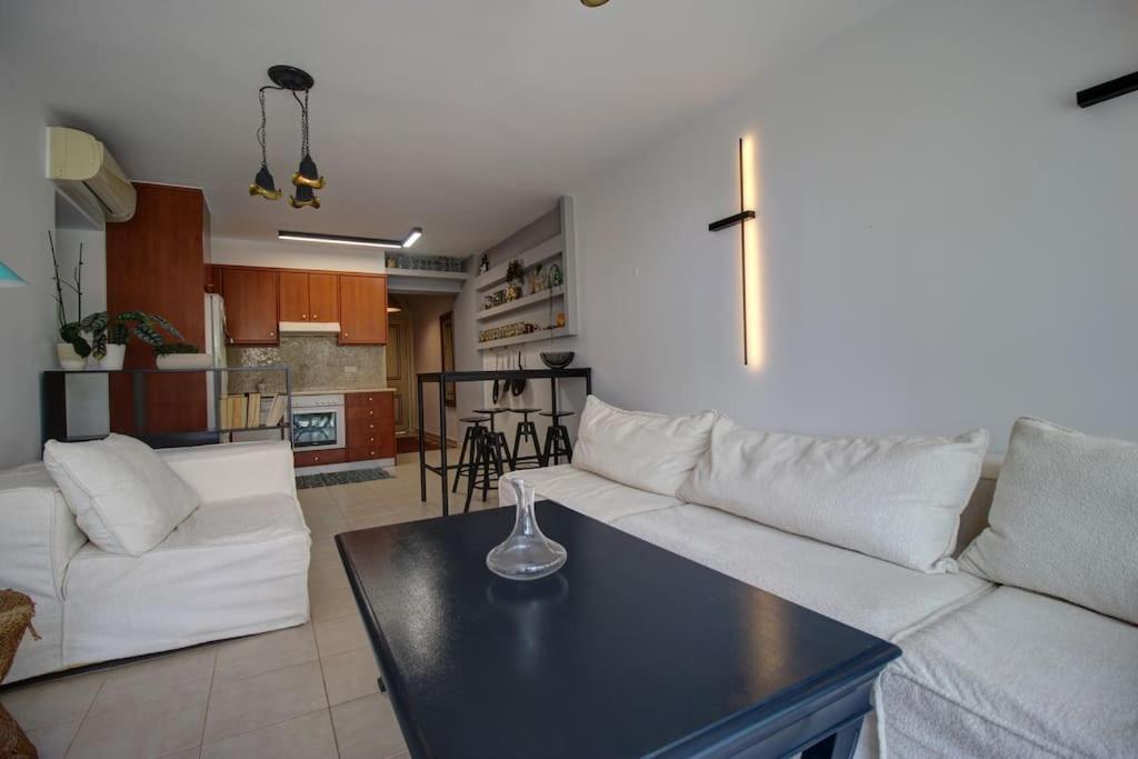 Apartment Elias 1-bedroom On The With Pool