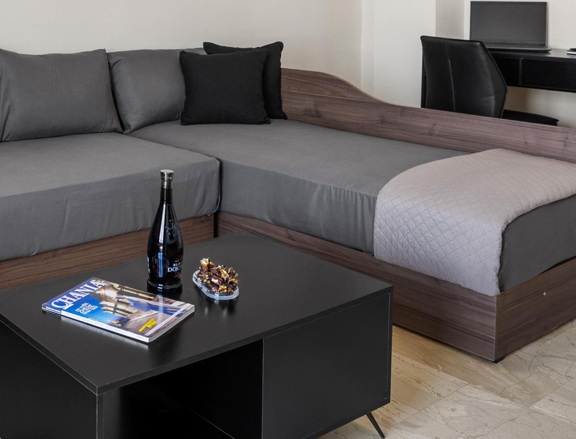 Apartment Uplevel Apartment, & Sea View Next To Old Port Chania (Crete)