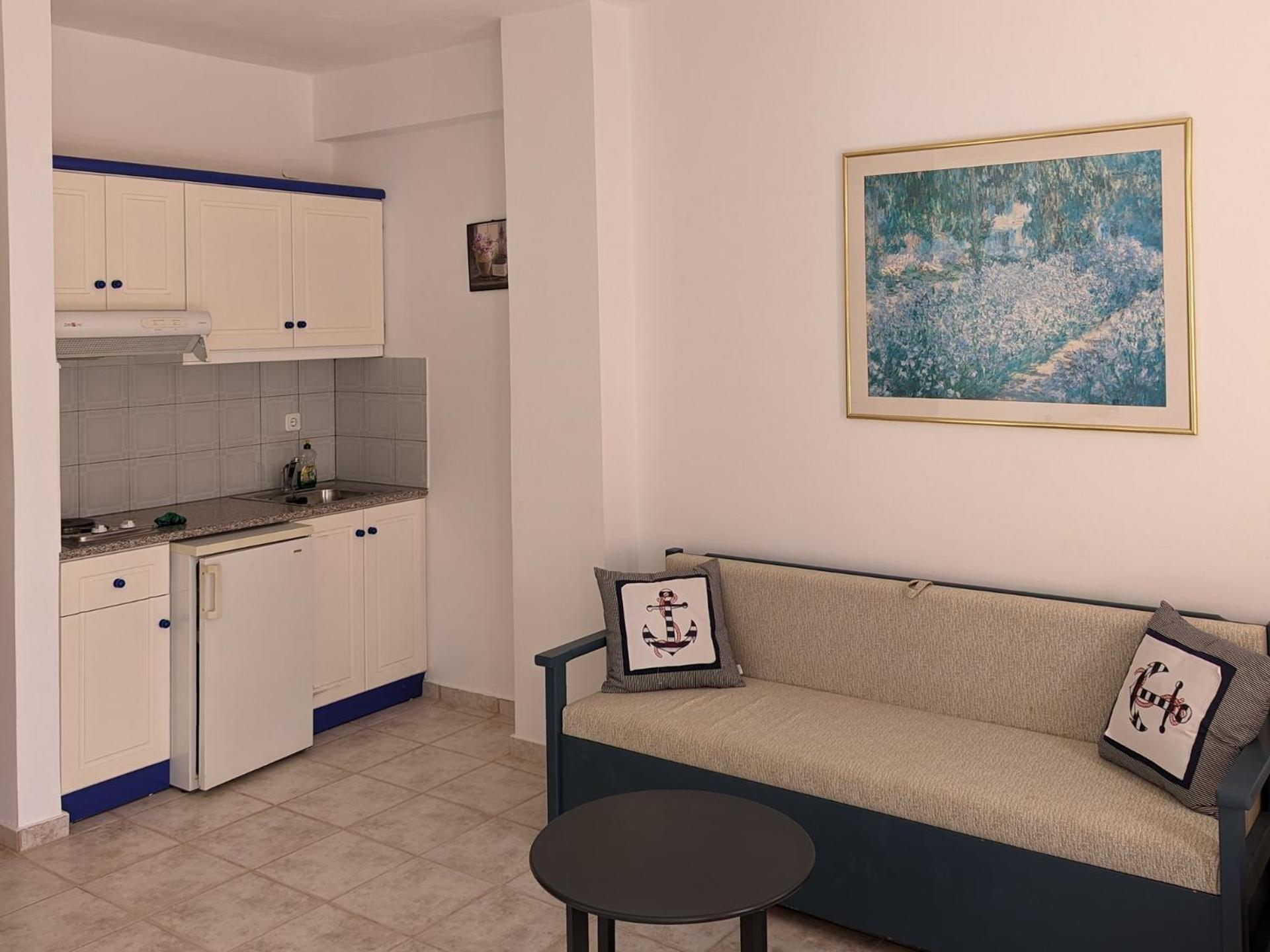 Kalliopi Studios - *