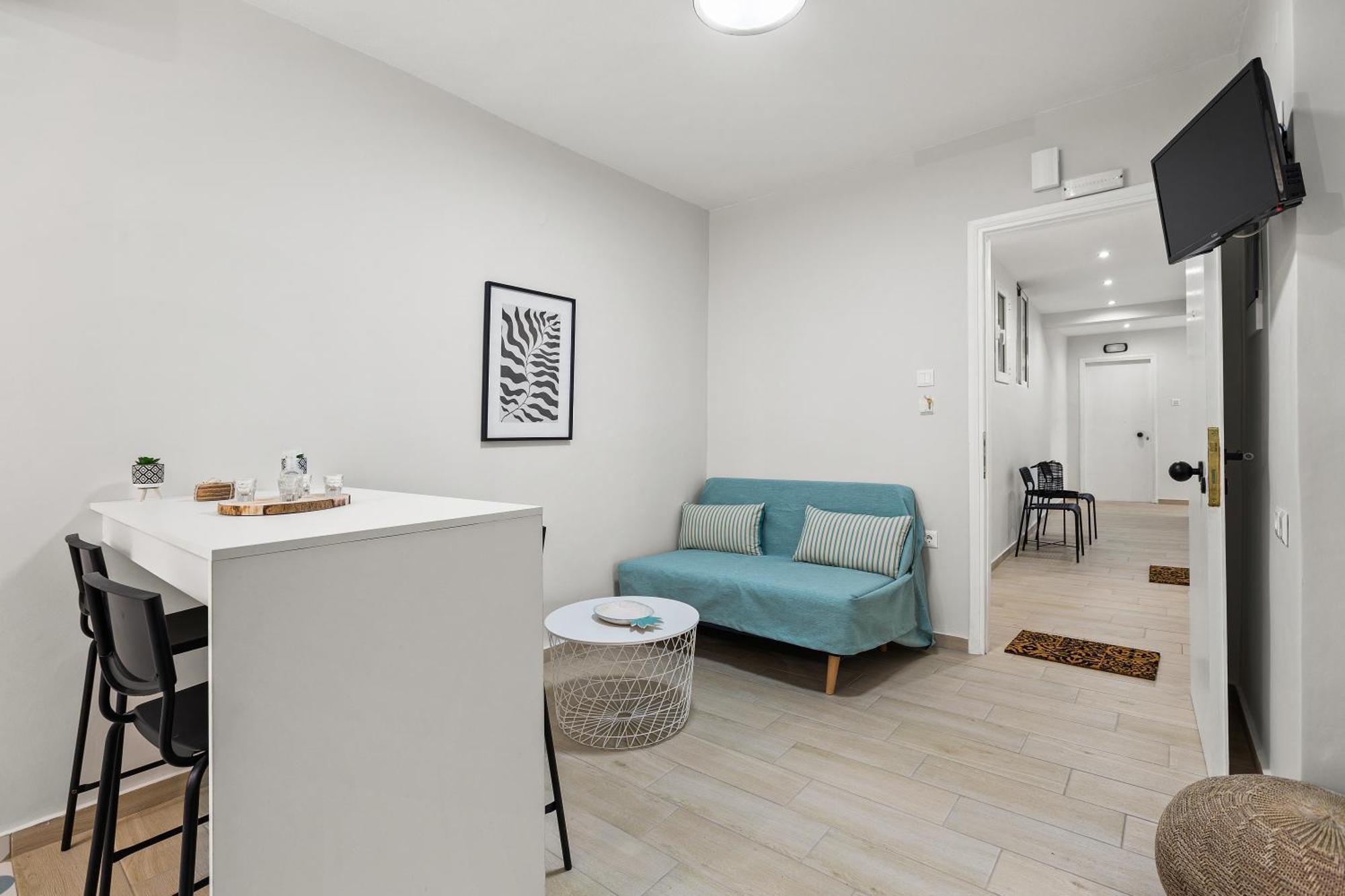 Nisos Apartments, Chania Center