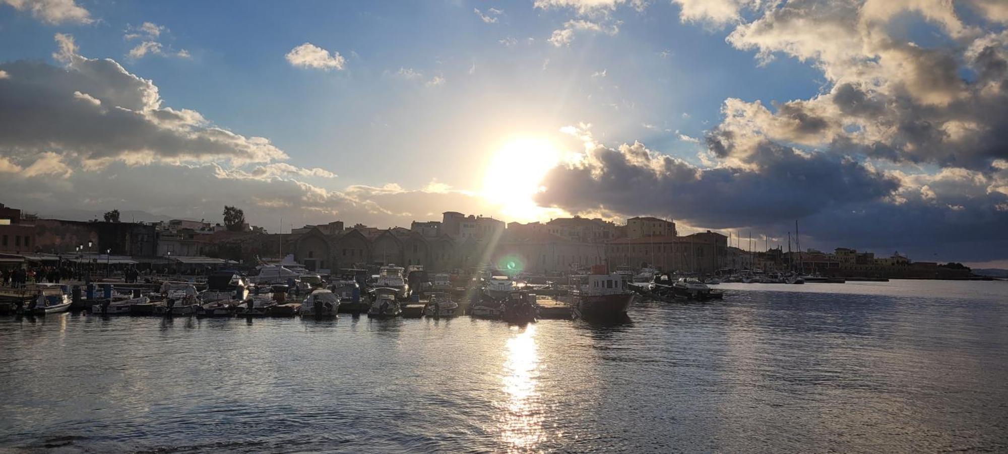 Old Town Loft With Sea View Roof Terrace And Private Parking *
