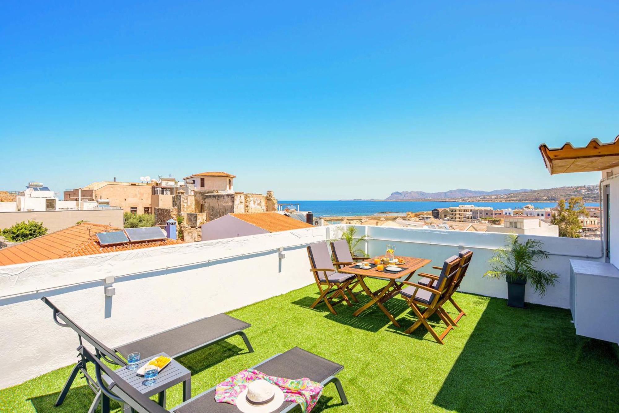 Old Town Loft With Sea View Roof Terrace And Private Parking Apartment Chania (Crete)