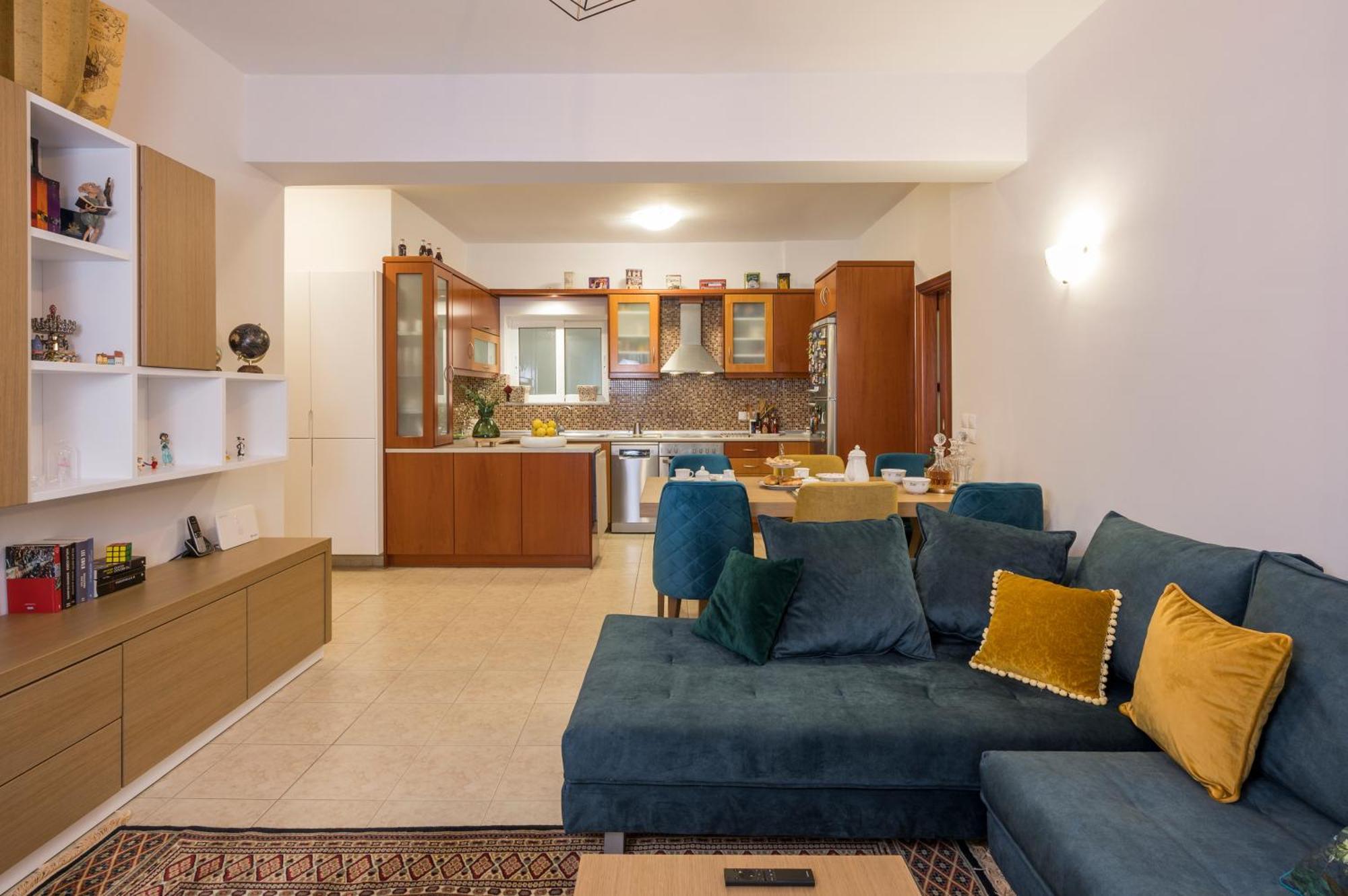 Urban Oasis Apartment *