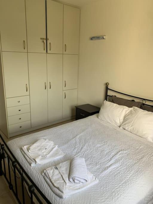 Apartment Casseiopia 5 Bedroom On With Pool *