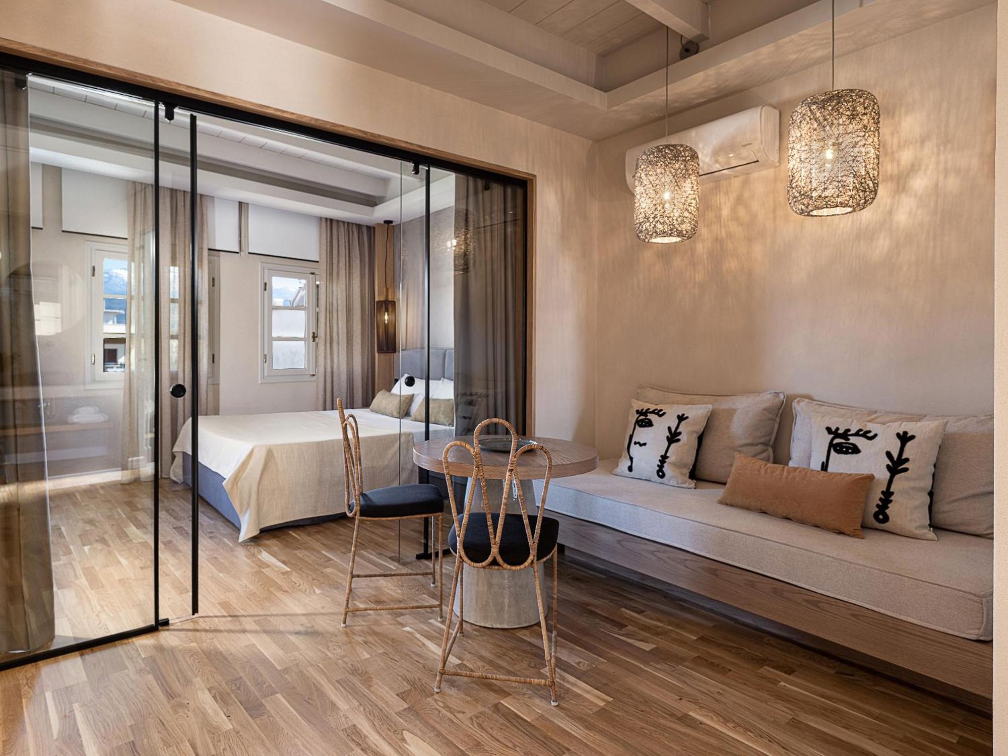 Lithinon Luxury Suites With Free Parking Apartment *