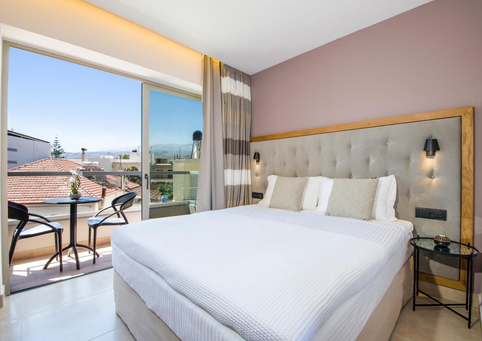 Hotel M 3*