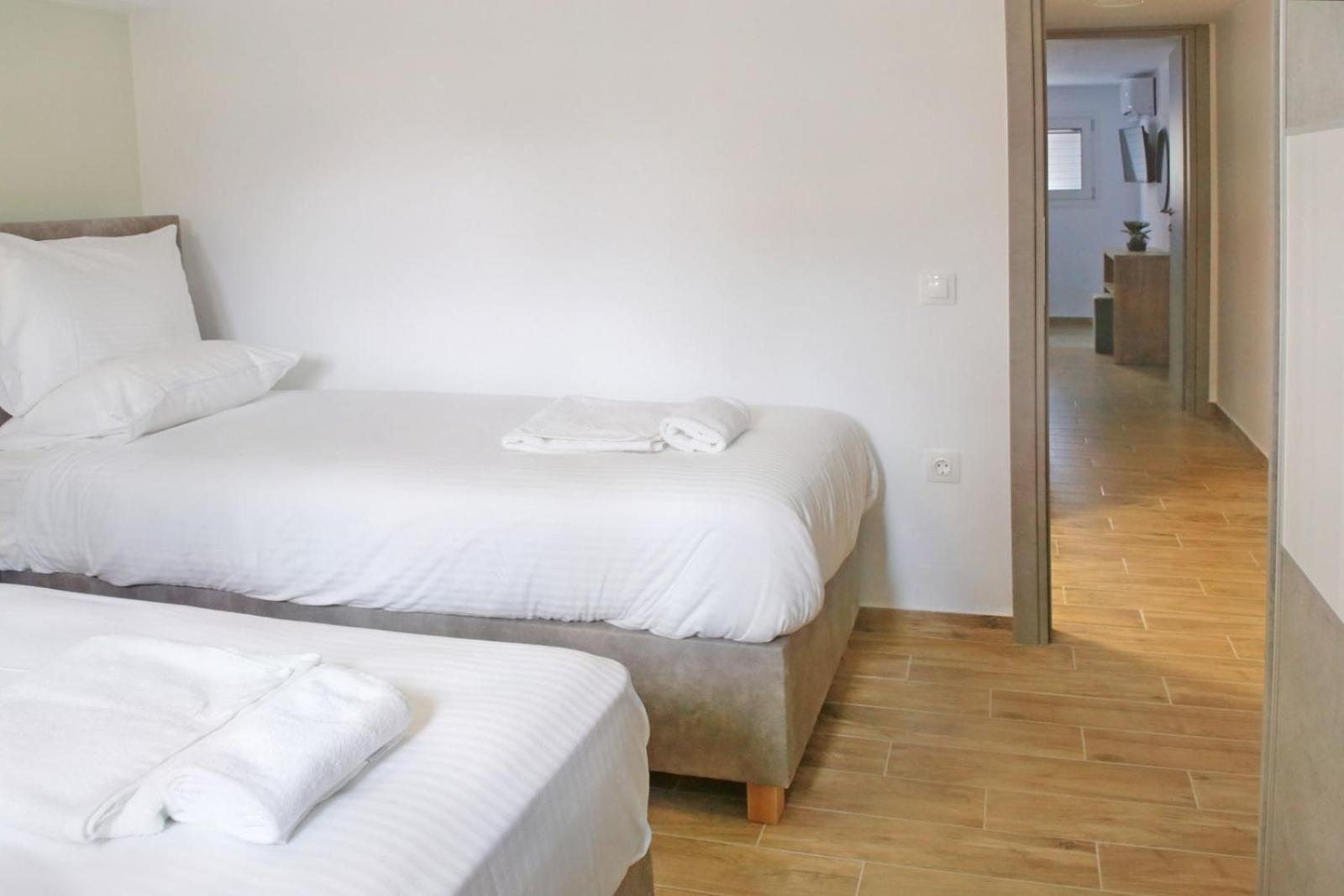 Thalia Chanla Apartment *
