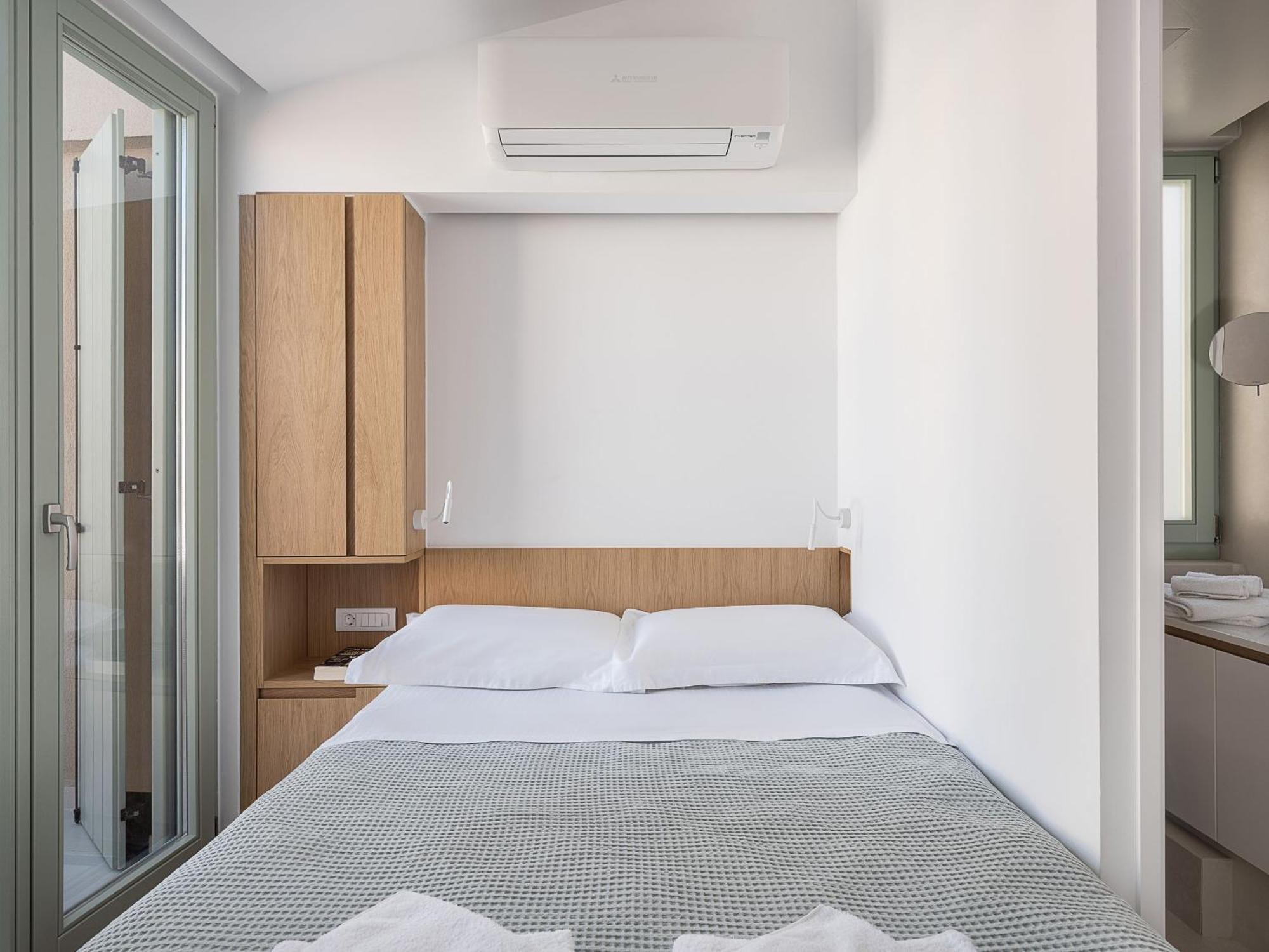 Mythodea Luxury Apartment