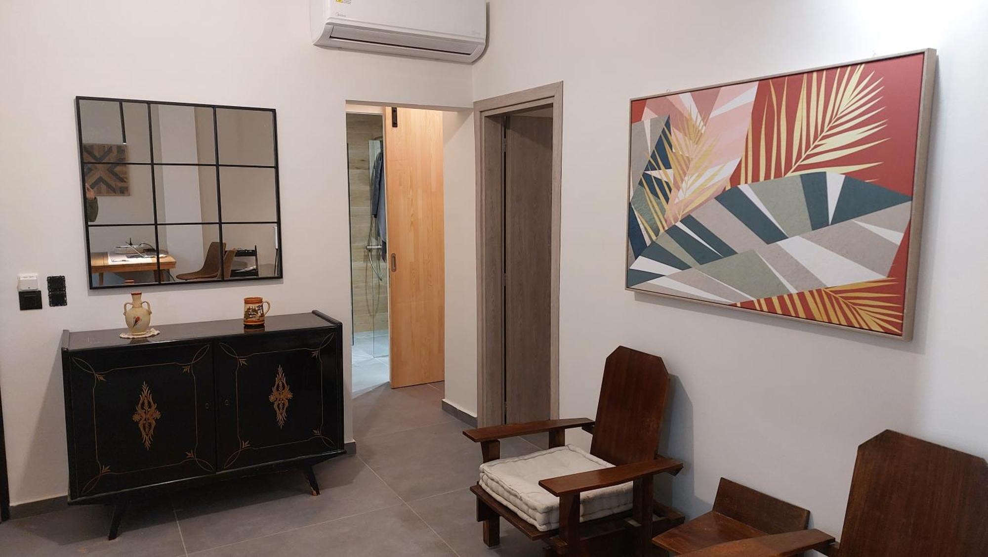 Apartment Stylish And Modern Near Nea Chora