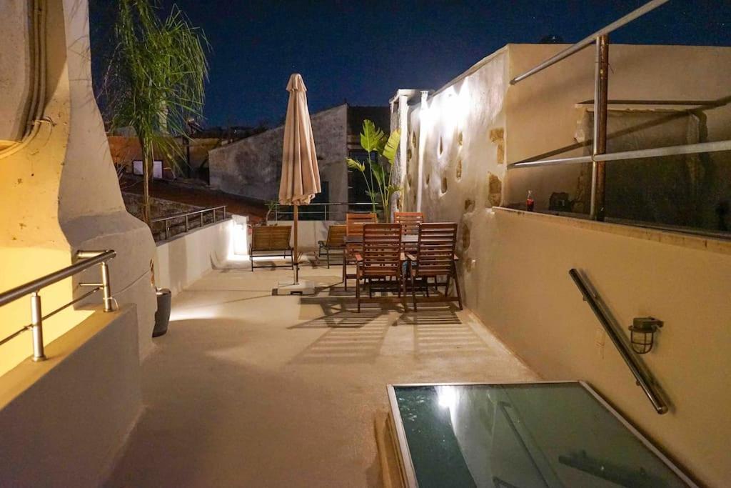 Apollona's Boutique Apartment