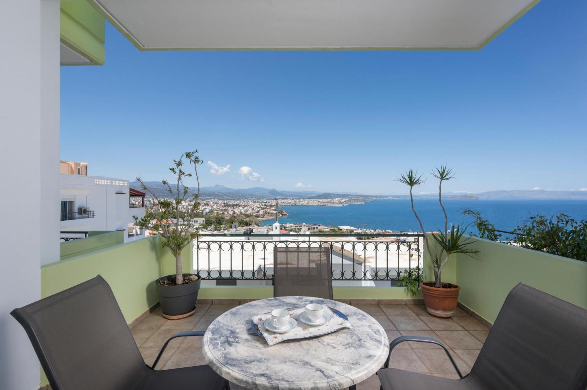 Mystique Sunset View Apartment