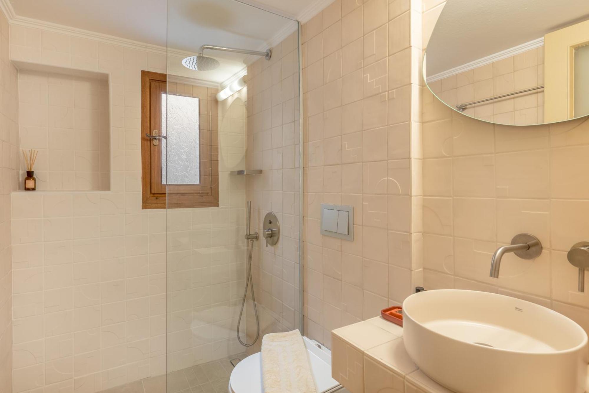 Apartment Lidra *