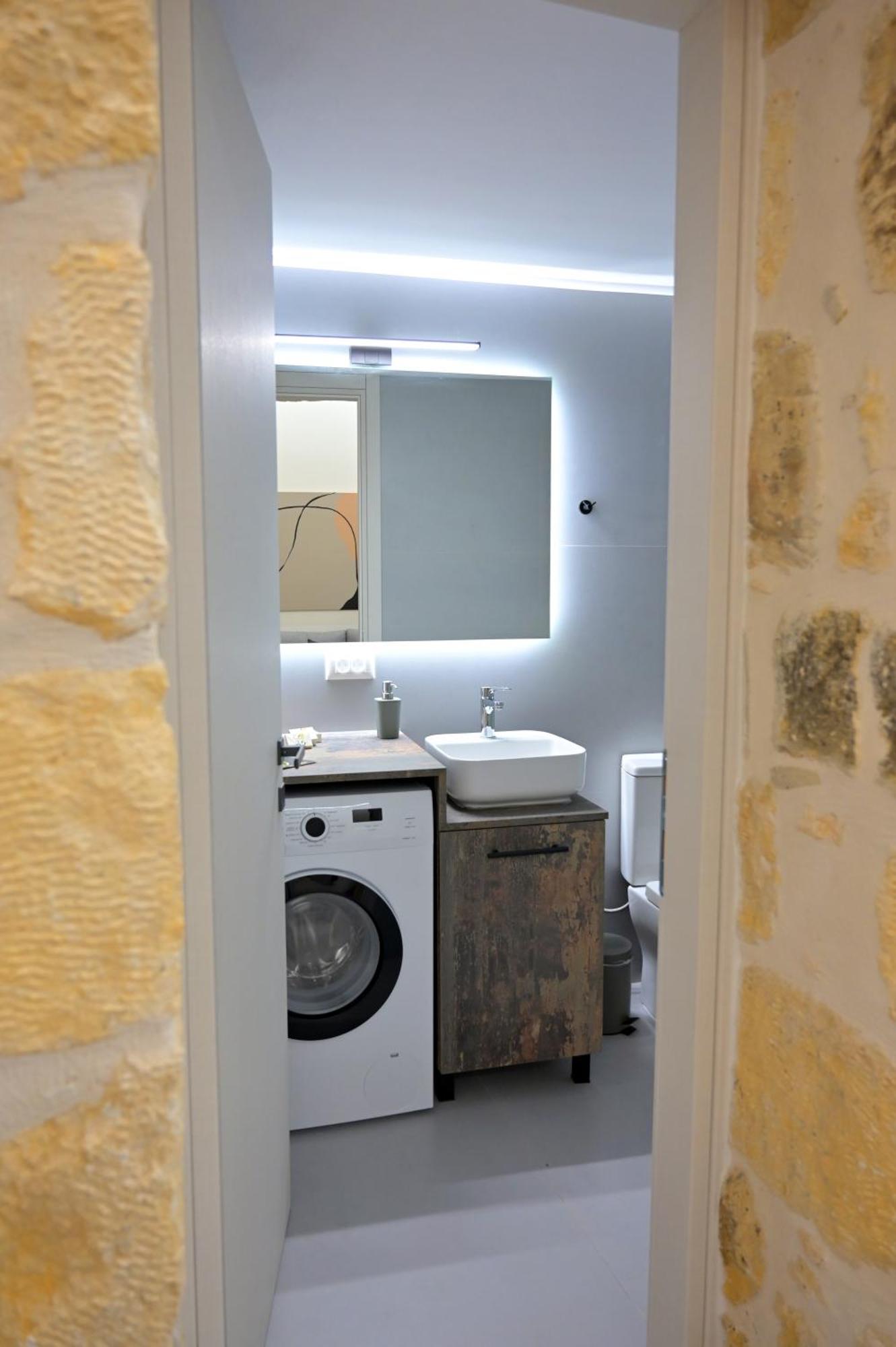 Silver Luxury Chania Center