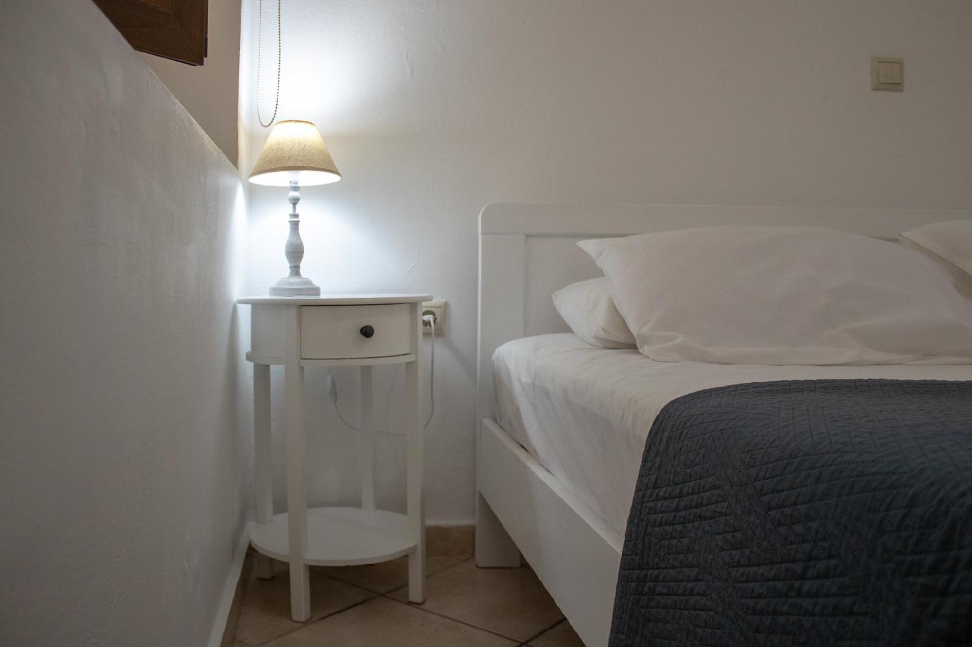 Mamouth Chrissi Akti Chania
