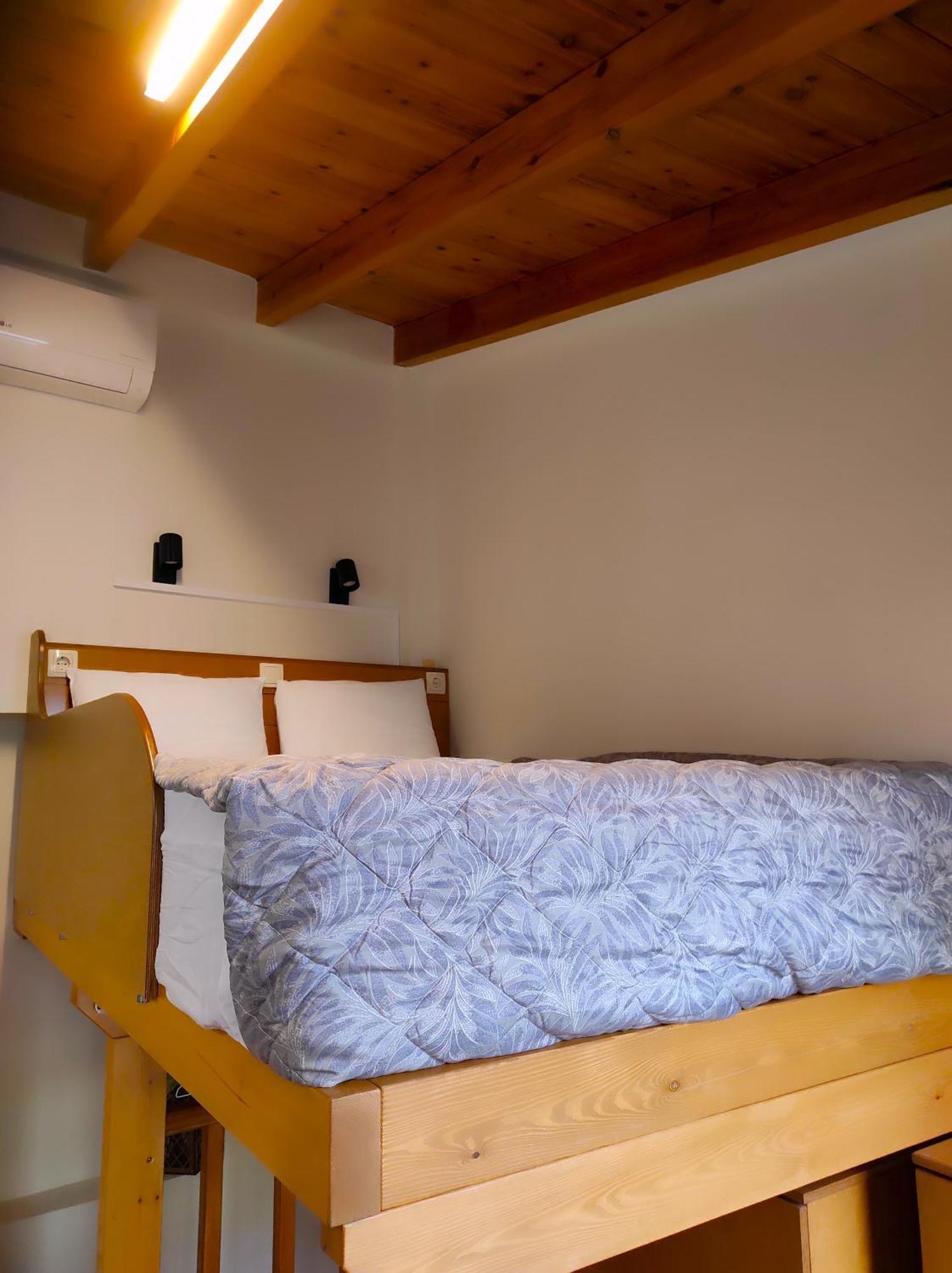 Ploumi Apartamento *