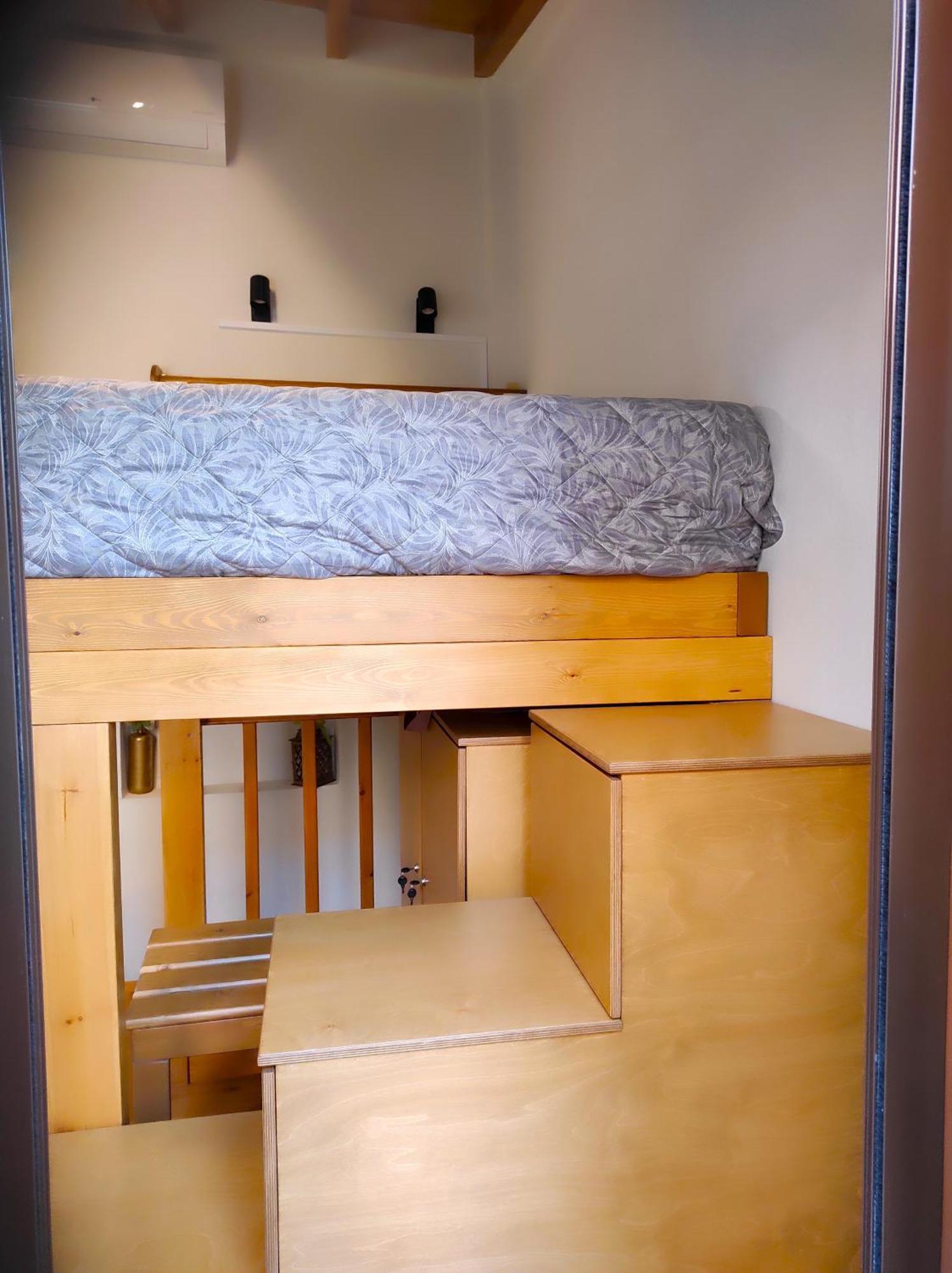 Ploumi Apartamento *