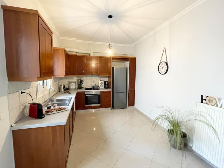 Apartment Thali With Parking *