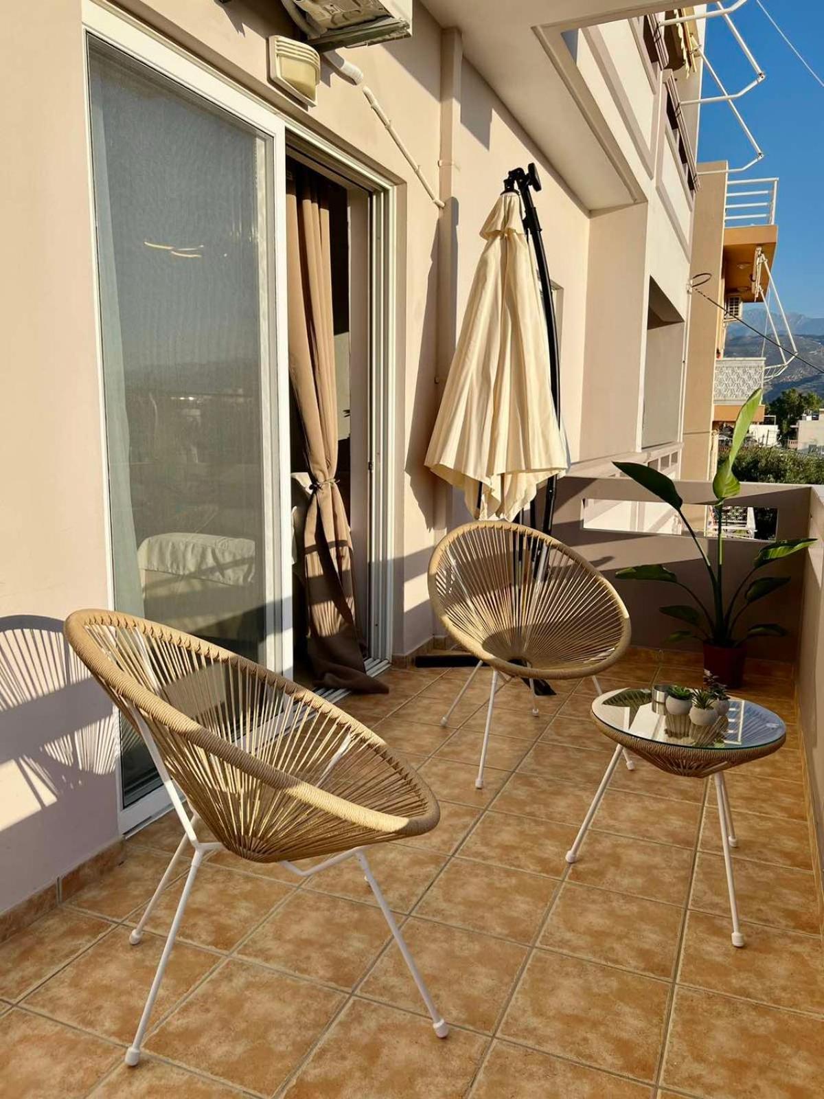 Stratos Apartment *