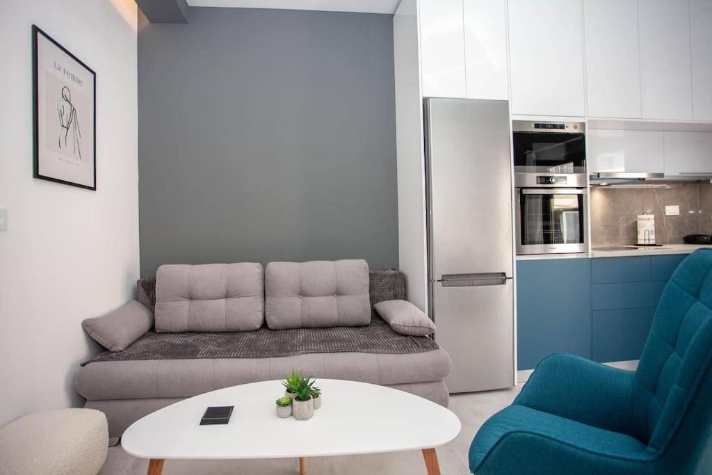Apartment μ1ke5 Corner *