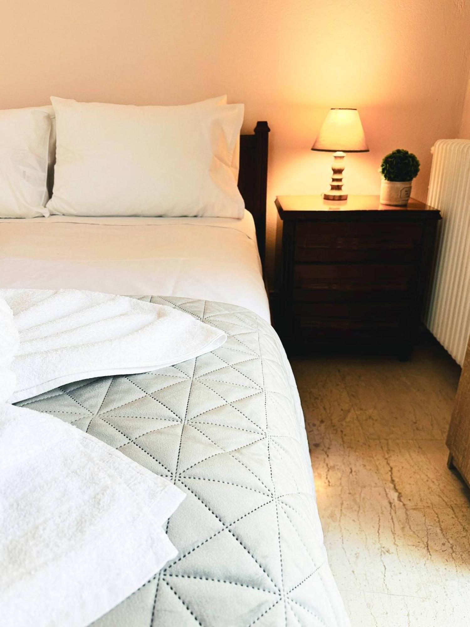 Sea Breeze Sanctuary-1bd 3pl 1ba - 90m To Sea