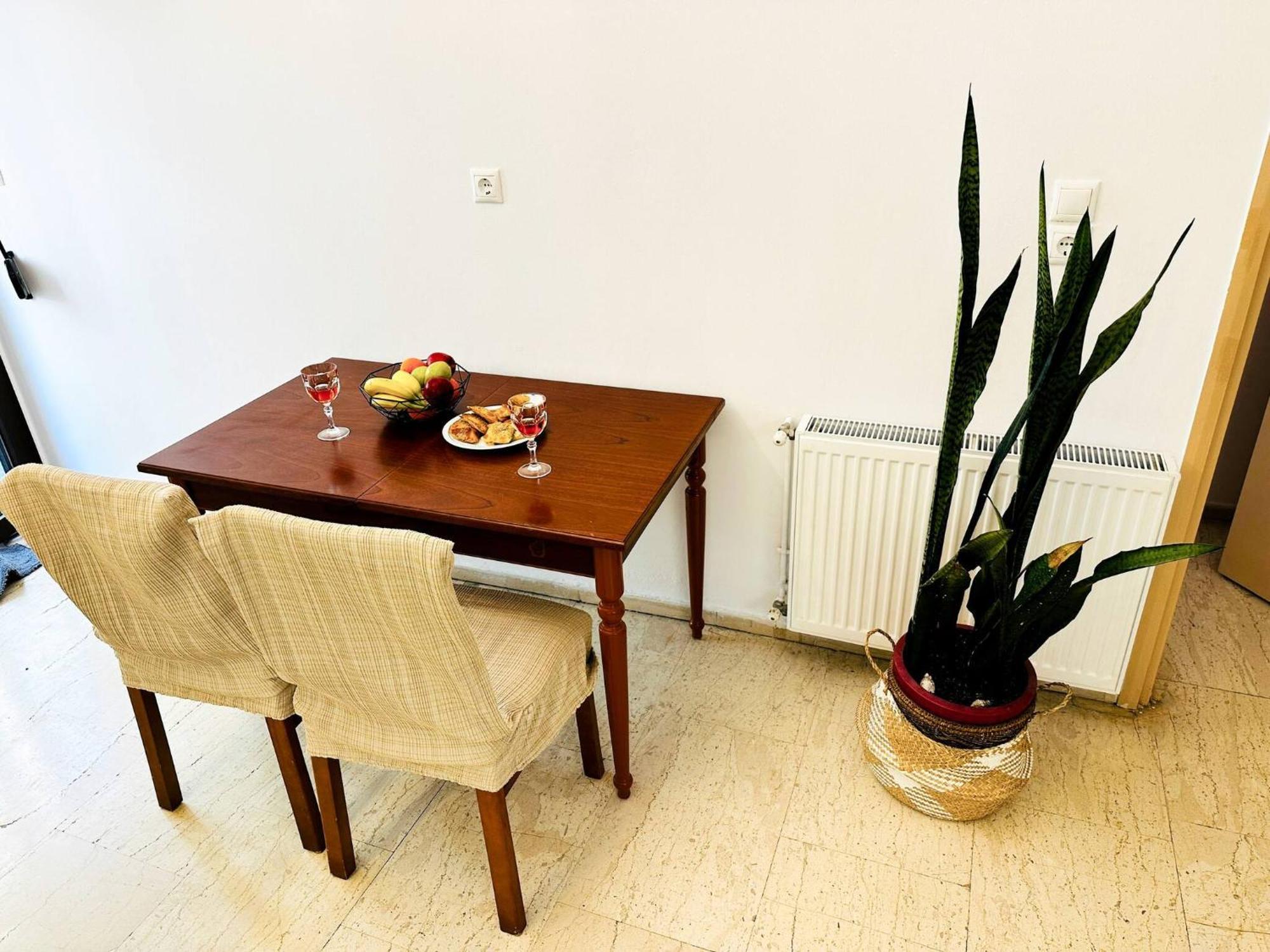 Sea Breeze Sanctuary-1bd 3pl 1ba - 90m To Sea Apartment Chania (Crete)