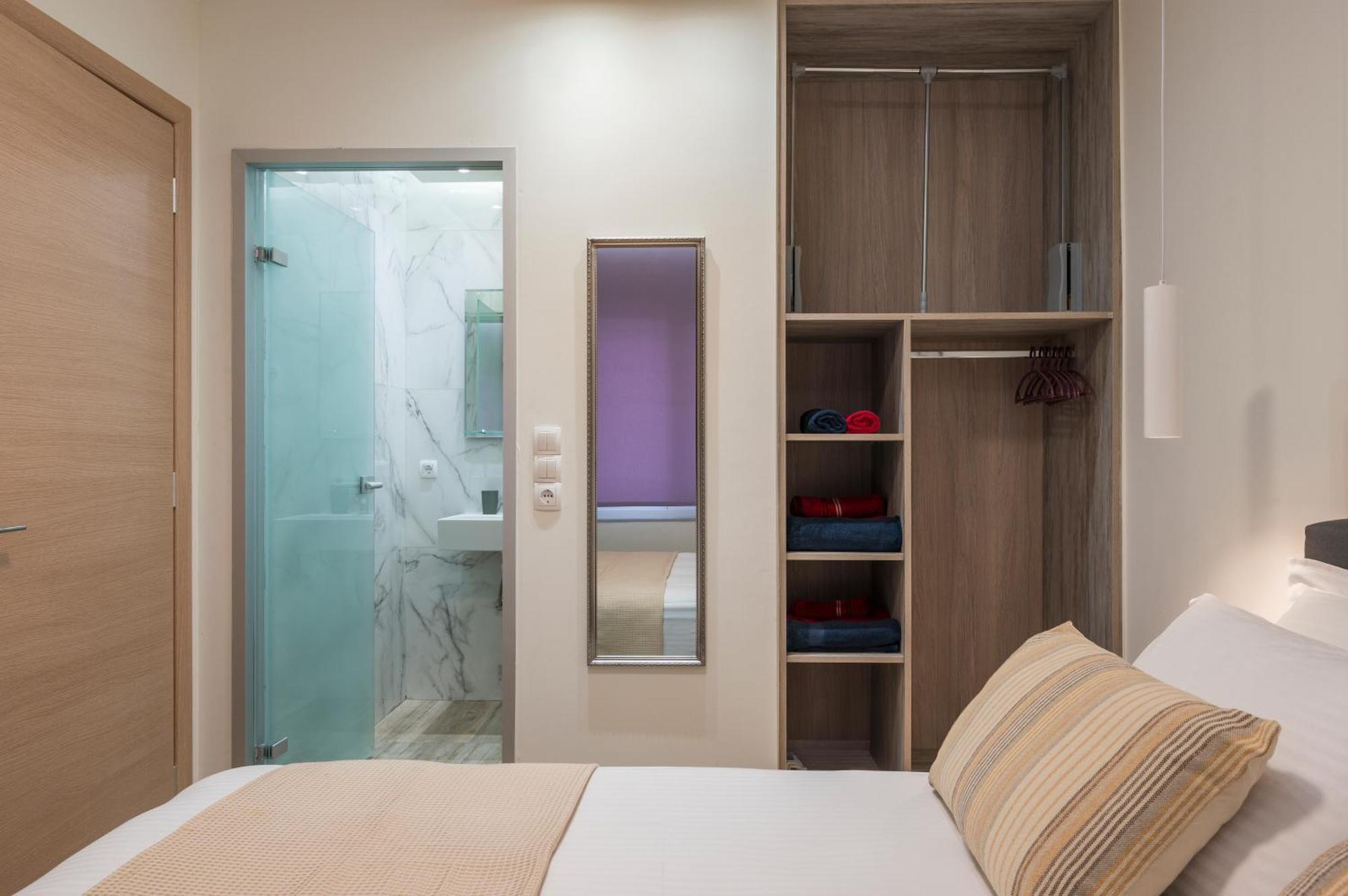 Luxury Pearl, Steps To The Apartment
