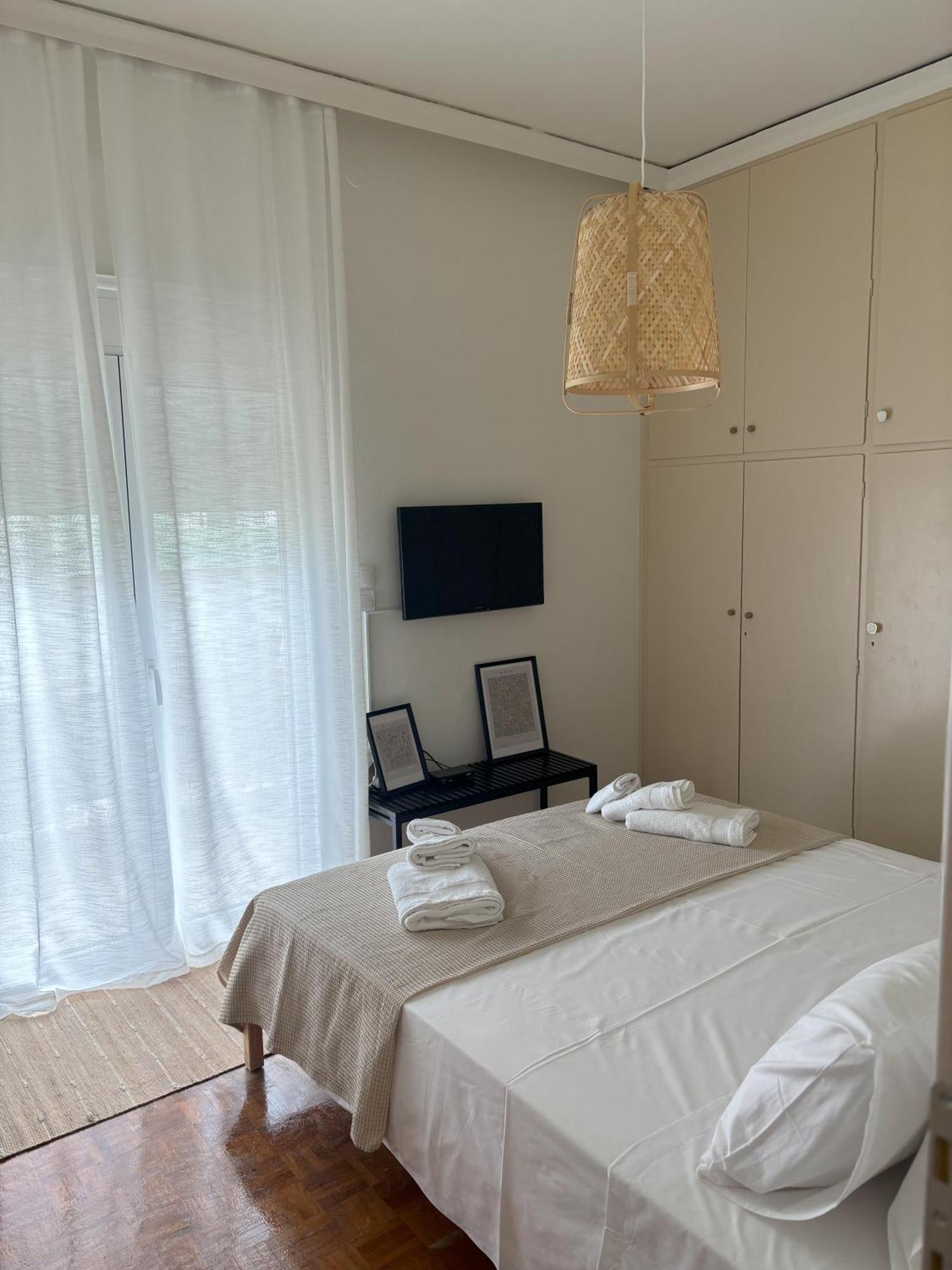 Linear Flat - Center - Private Parking Chania (Crete)