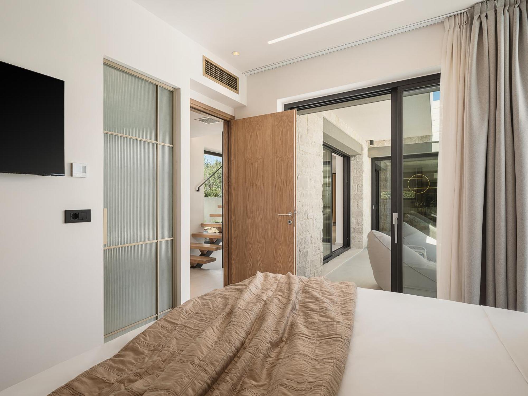 Iocaste - With Private Pool And Ev Station *