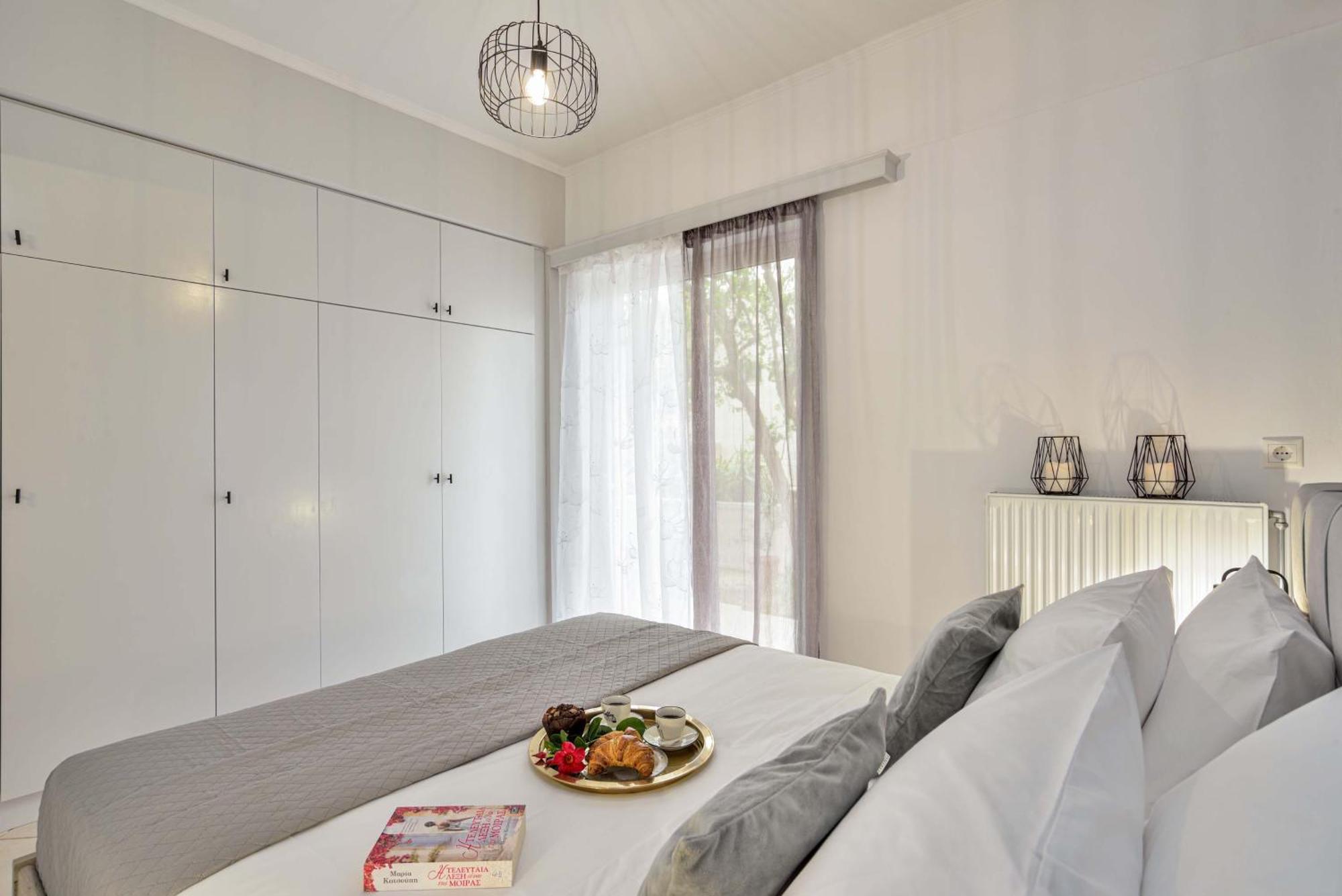 La Fleur Apartment *
