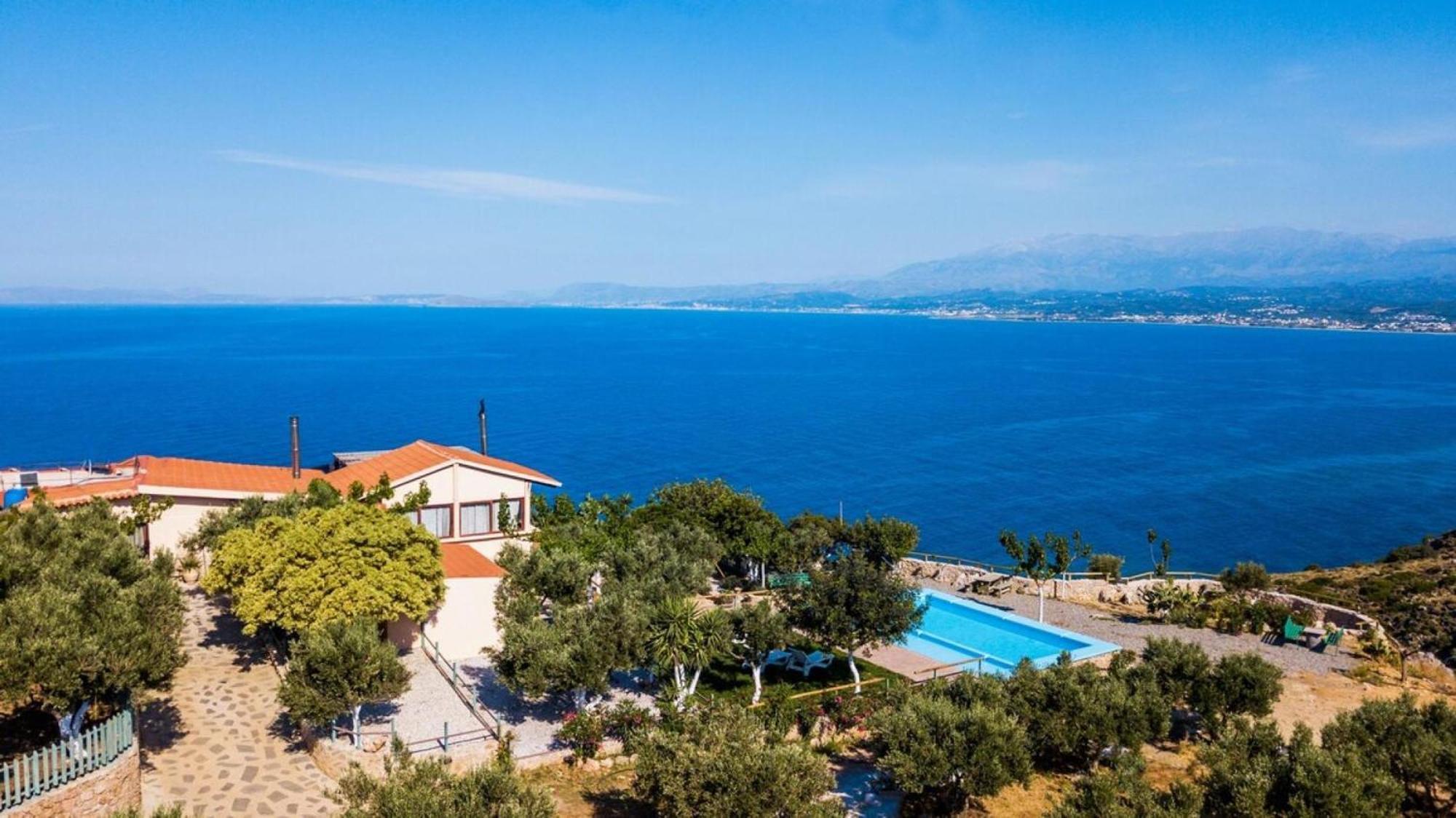 Akrolithos With Private Pool Villa Chania (Crete)