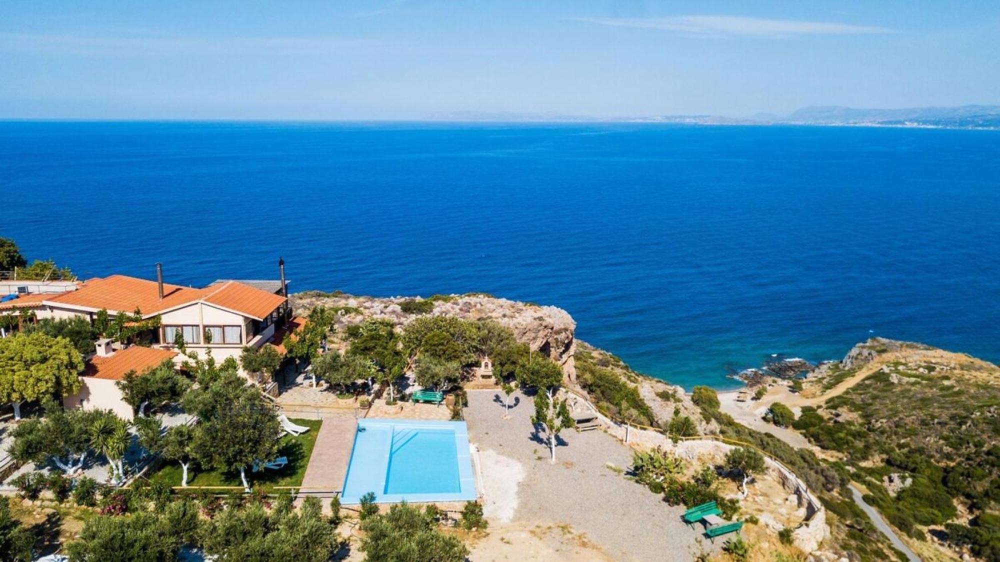 Akrolithos With Private Pool *