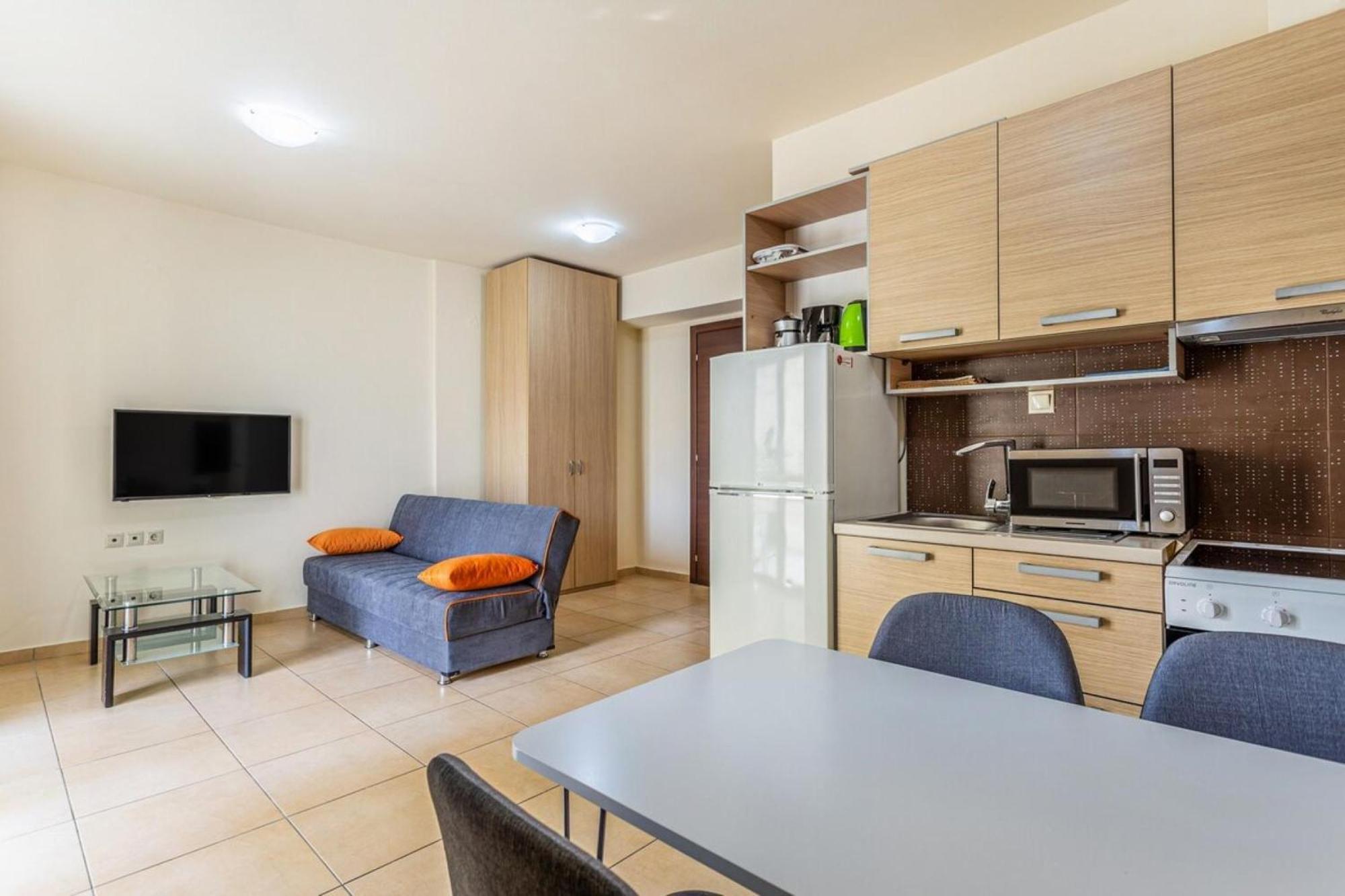 Angelos In Center Apartamento Chrissi Akti Chania