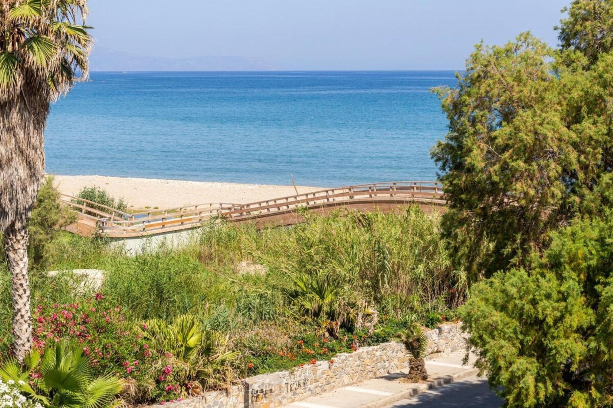 Apartment Sun In Chania 15 *