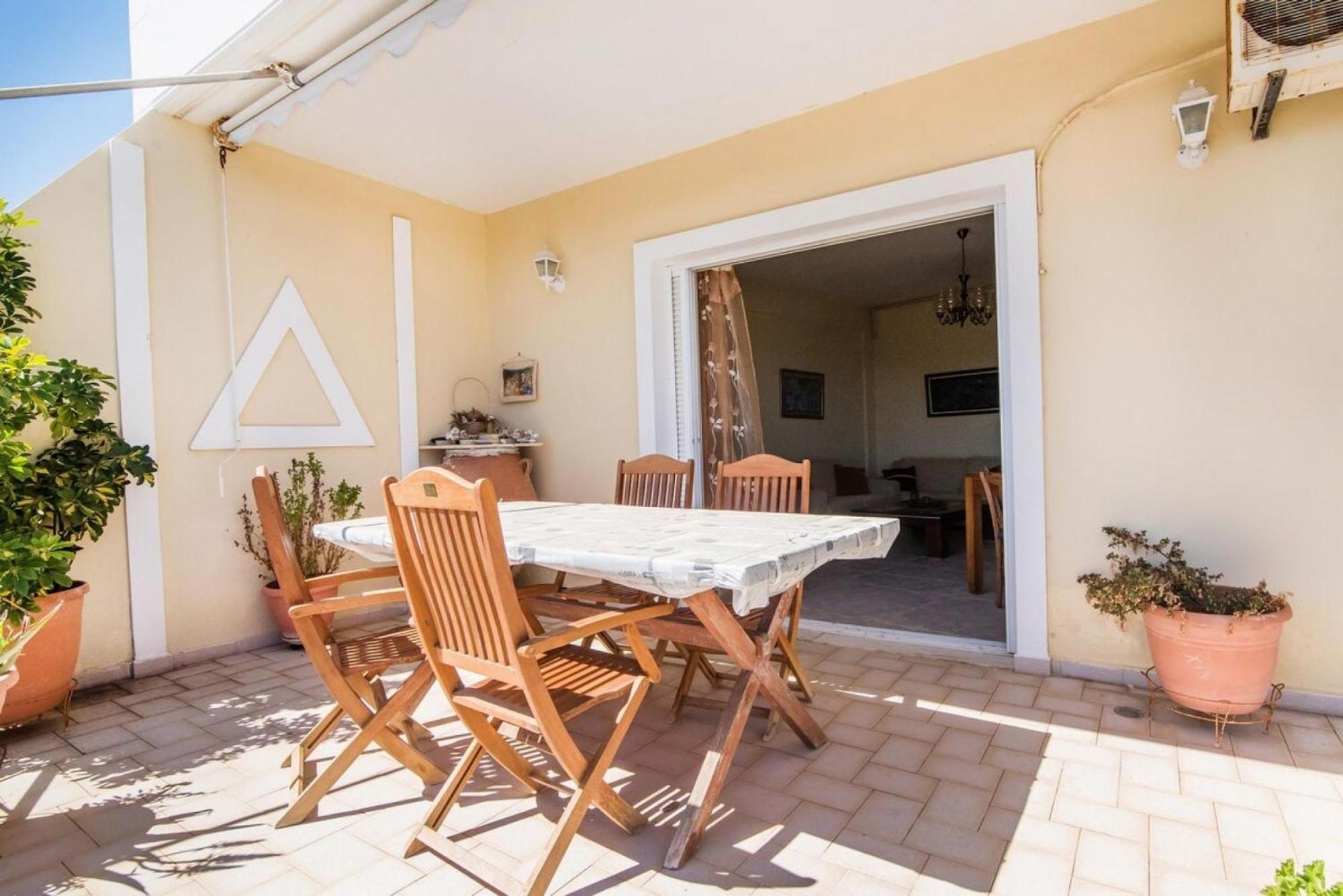Leonidas House With Sea View Chania (Crete)