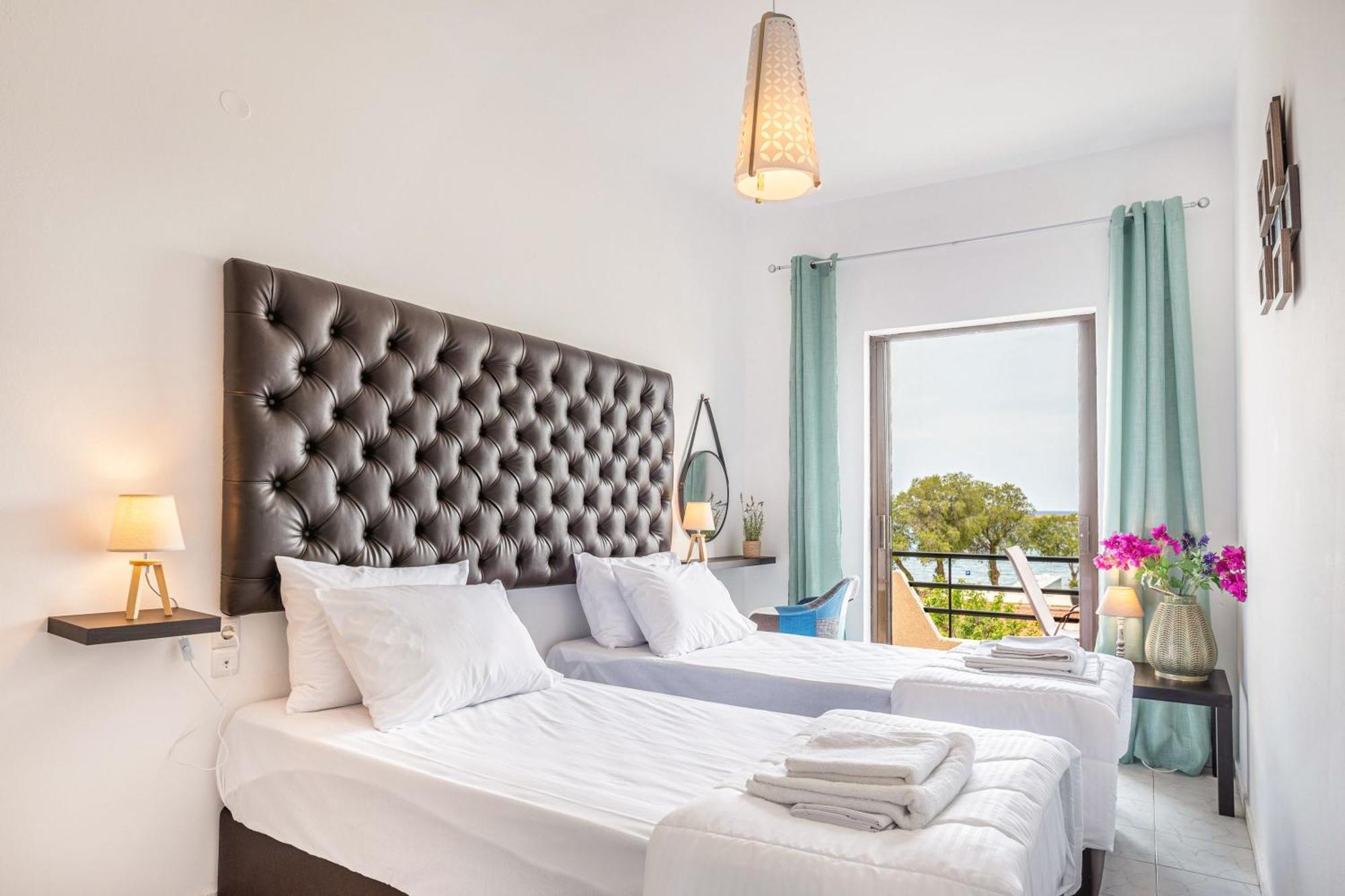 Sun In Chania 10 13 Apartment