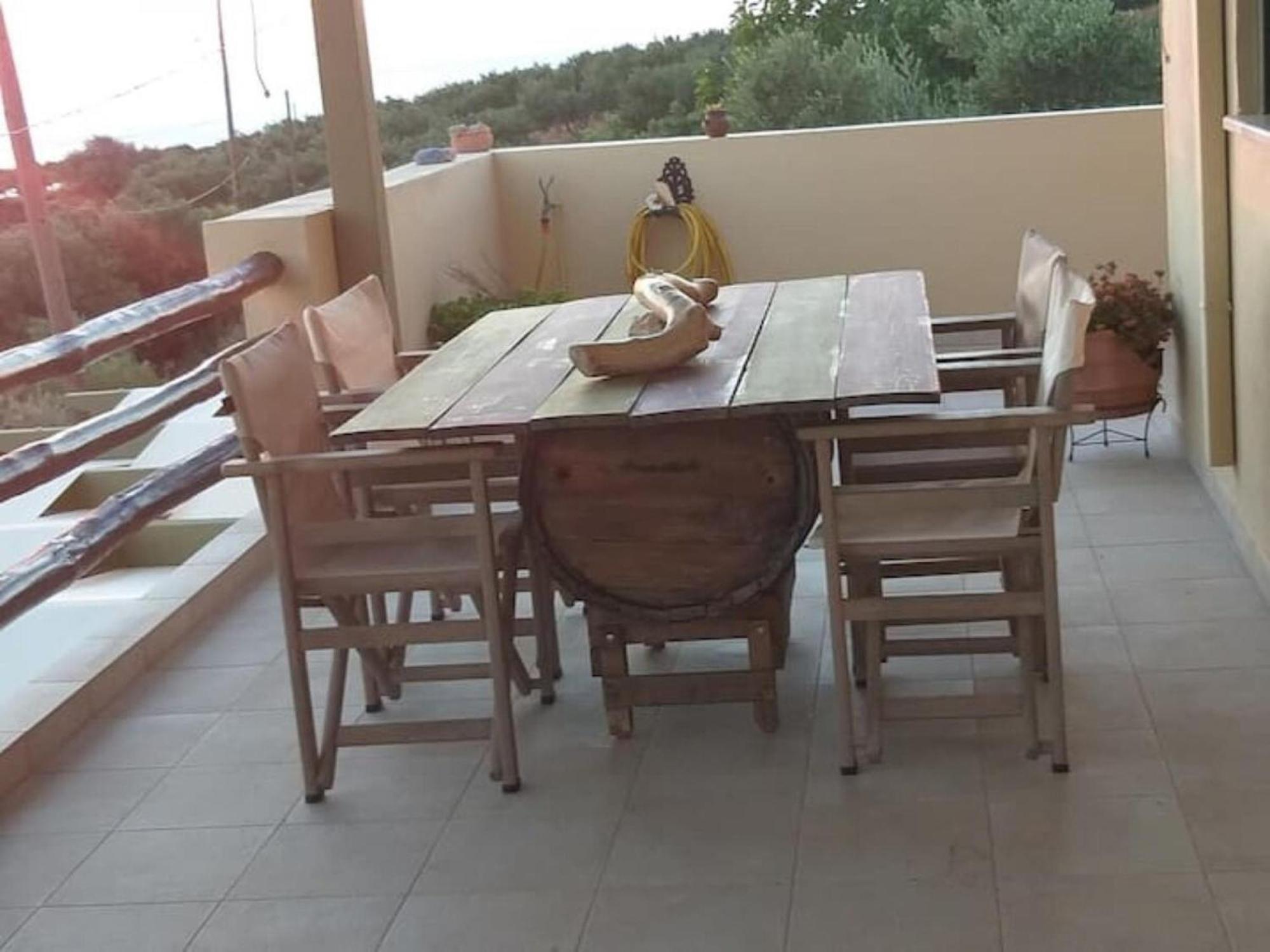 Stone Gea Up Floor Chania (Crete)