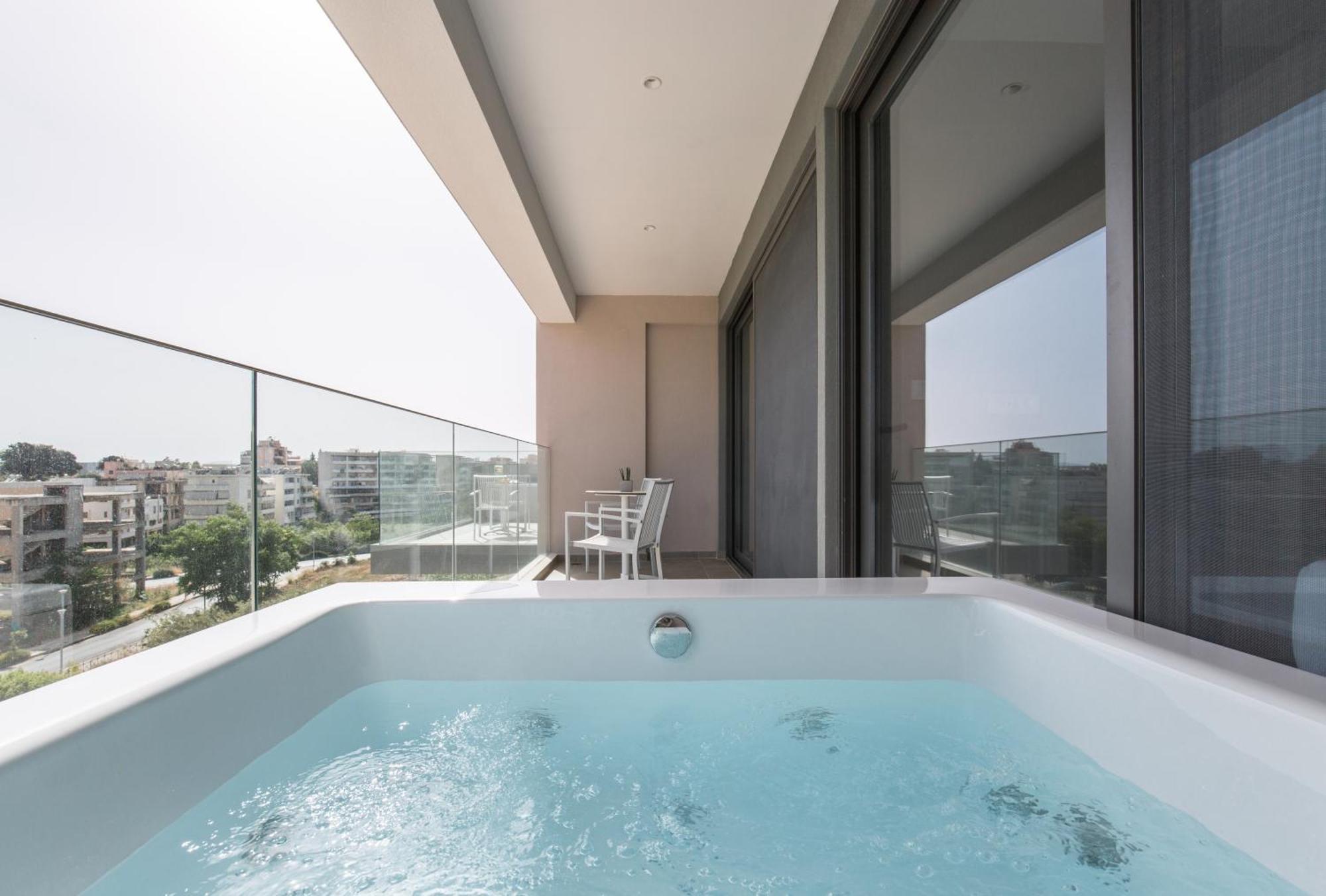 Noemie Luxury Aparthotel *