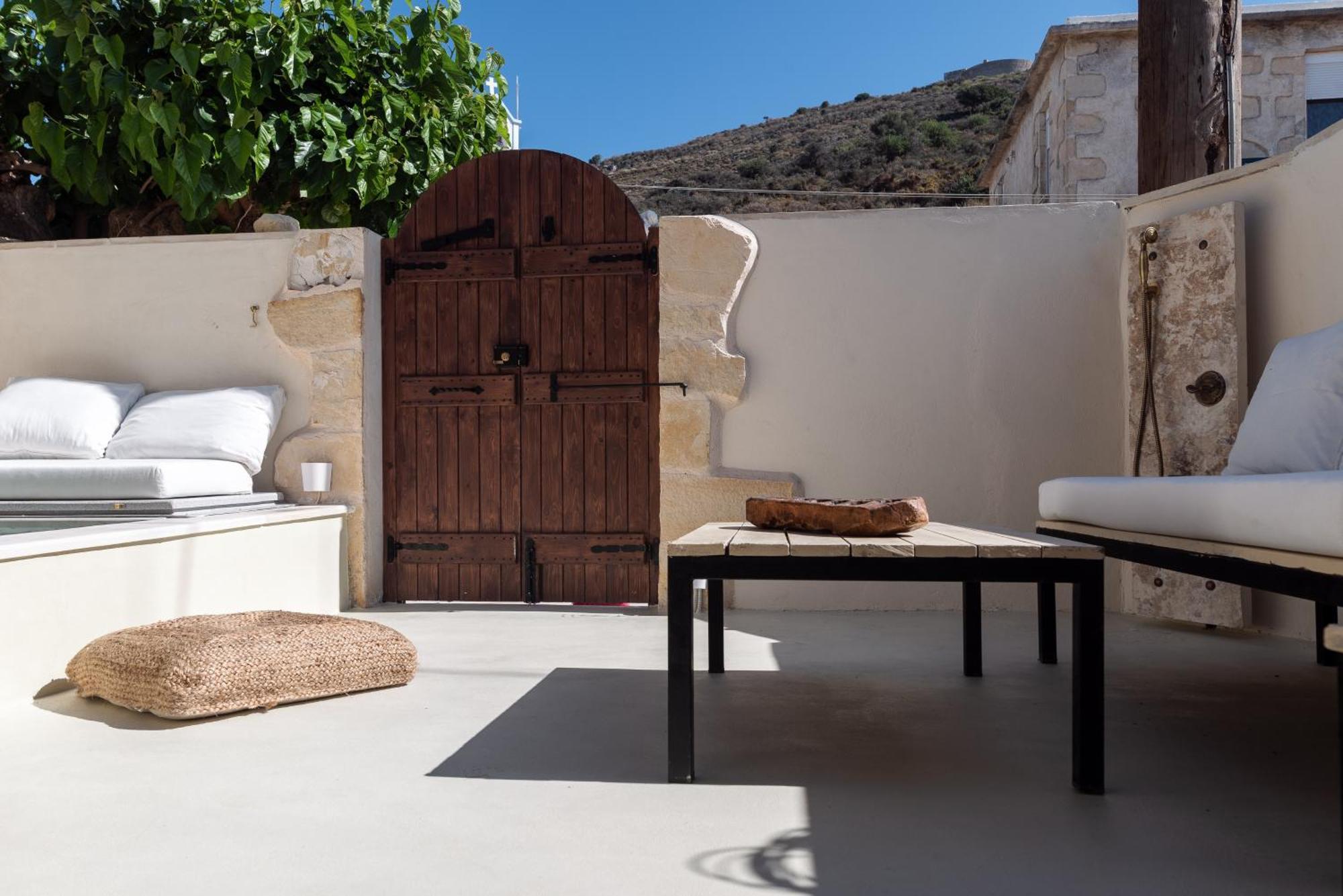 Delta-rho Villa Chania (Crete)