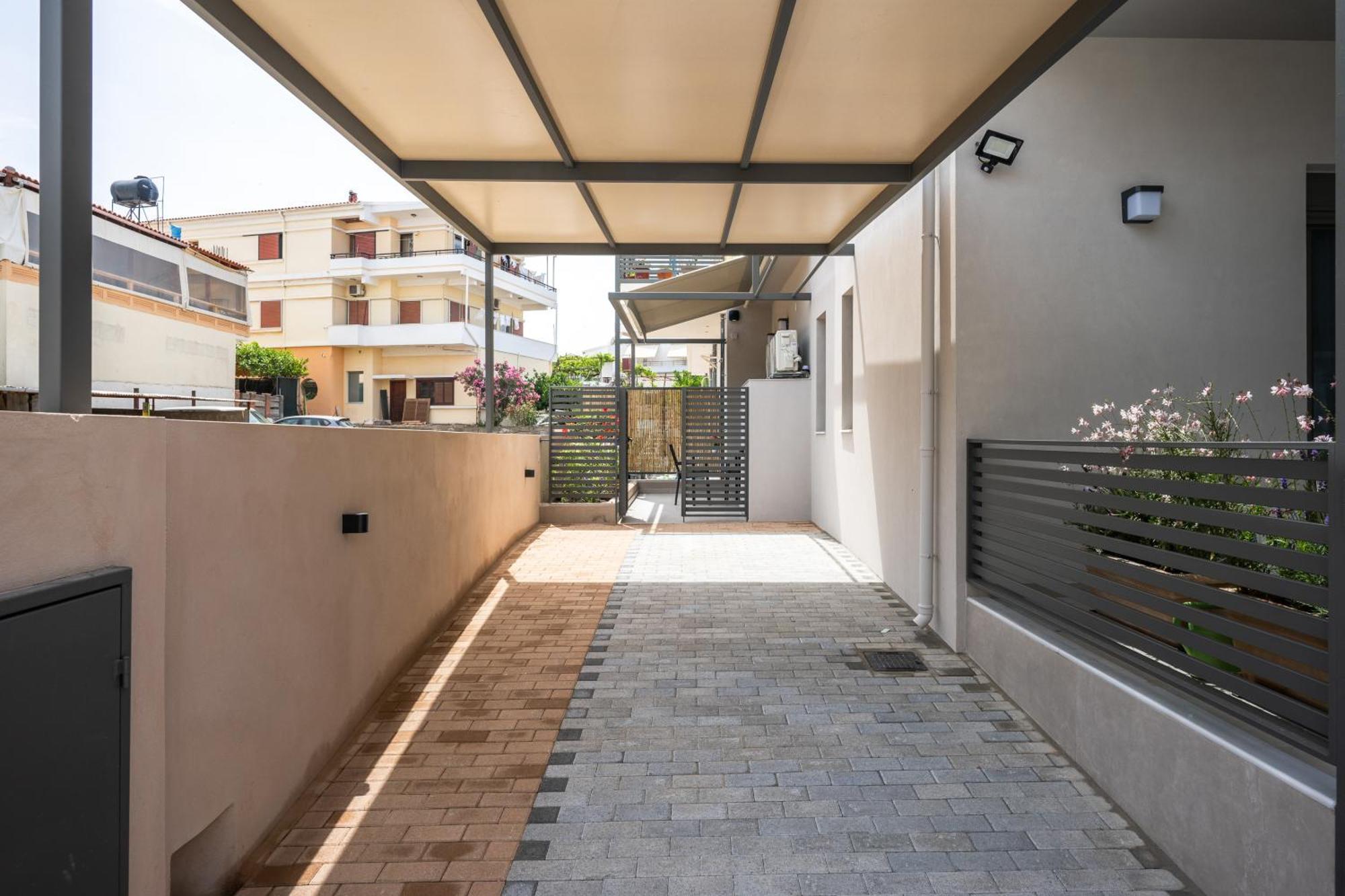 Clio - Newly Renovated With Parking