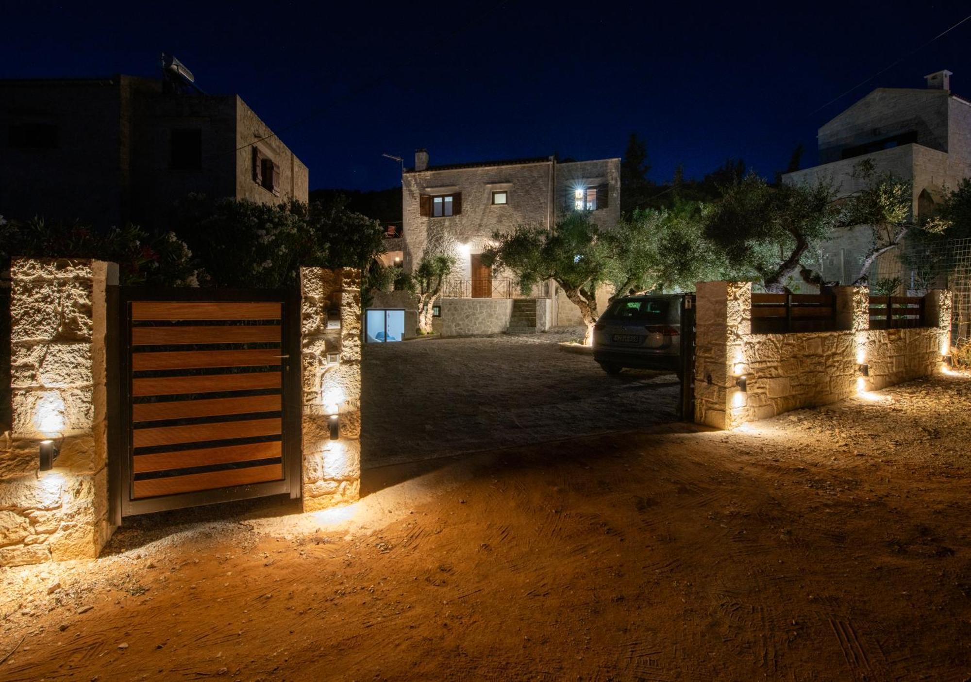 The Pines * Chania (Crete)