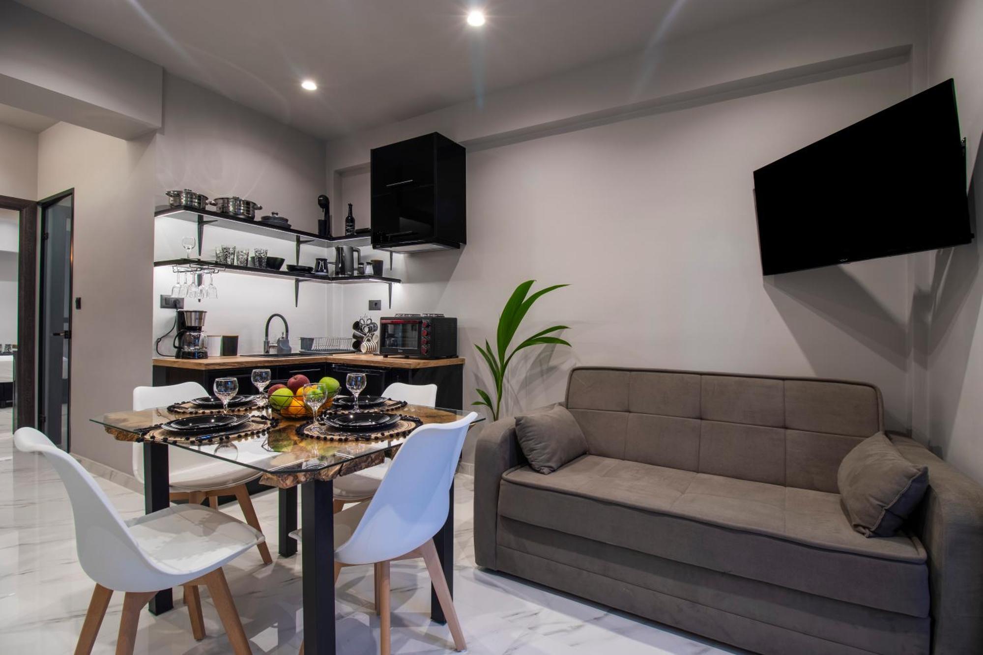 Urban Luxury In Chania Centre Apartment