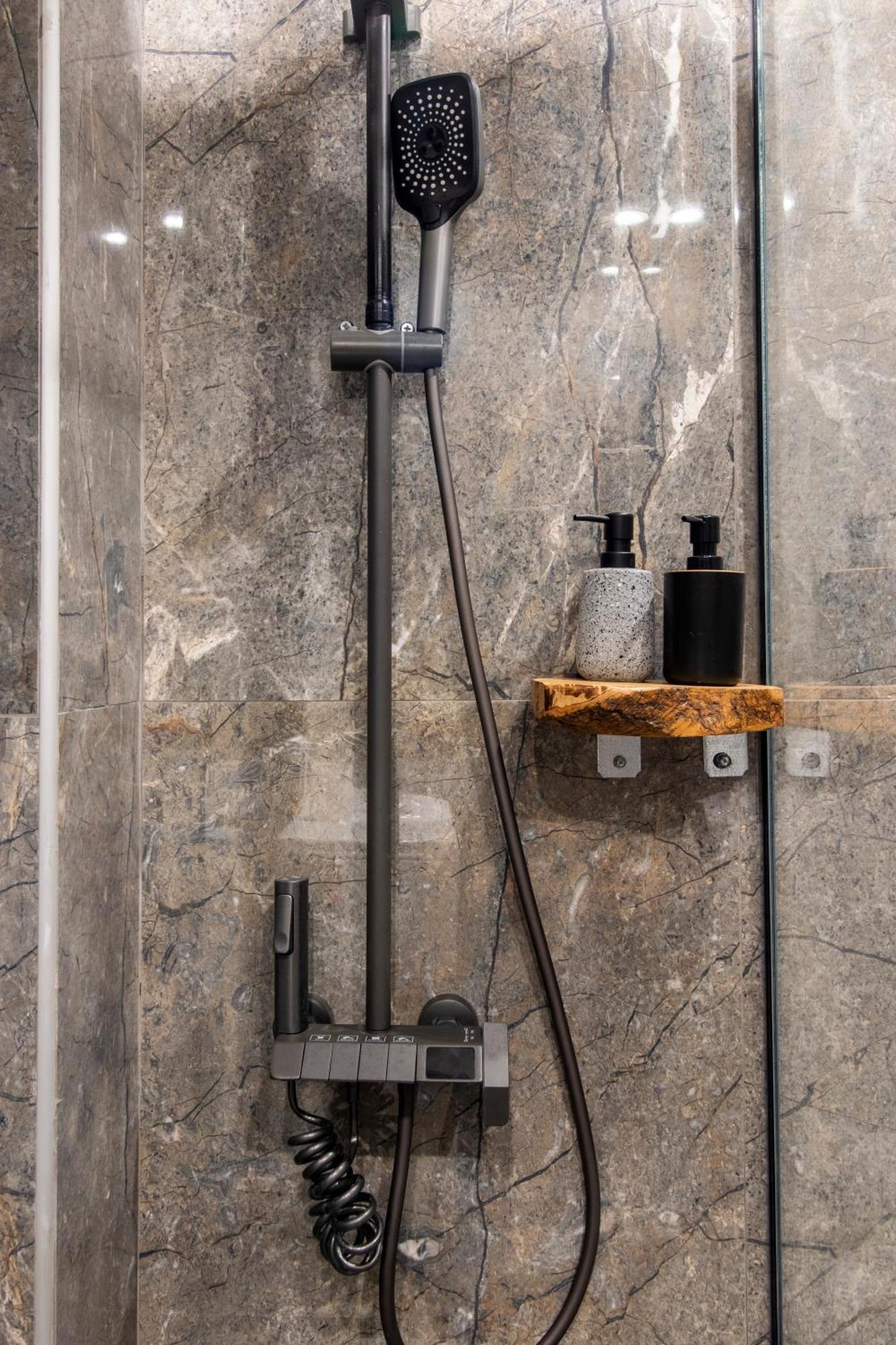 Urban Luxury In Chania Centre Apartment