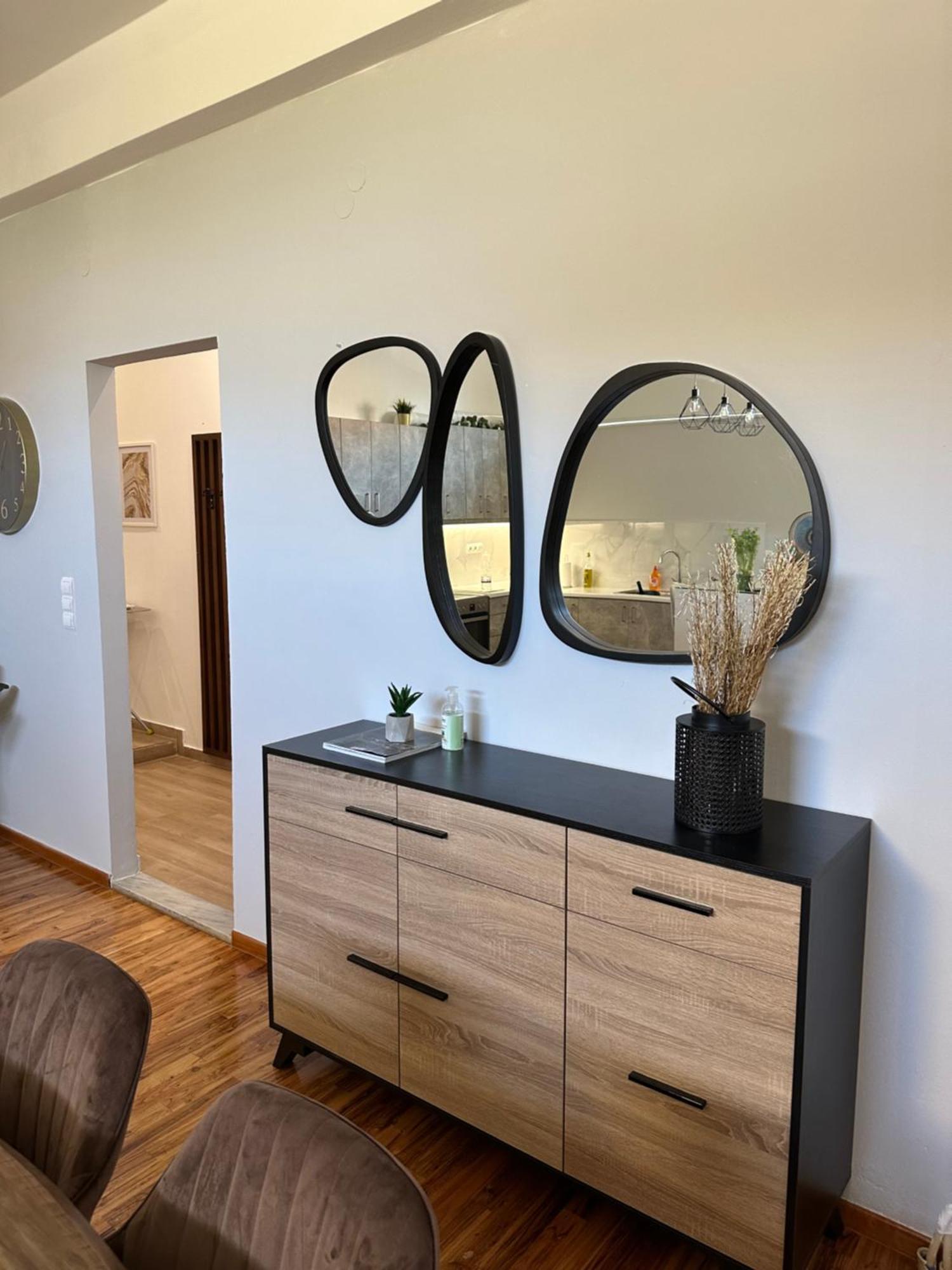 New Delux Studio With Wooden Floor Apartment *